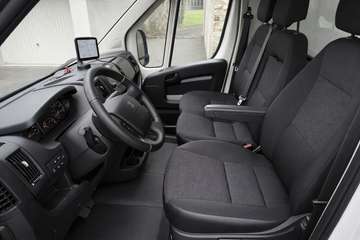 435 L4 BlueHDi 165 Stop&Start