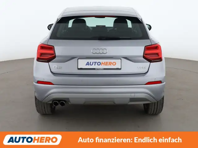 Audi Q2 view 5