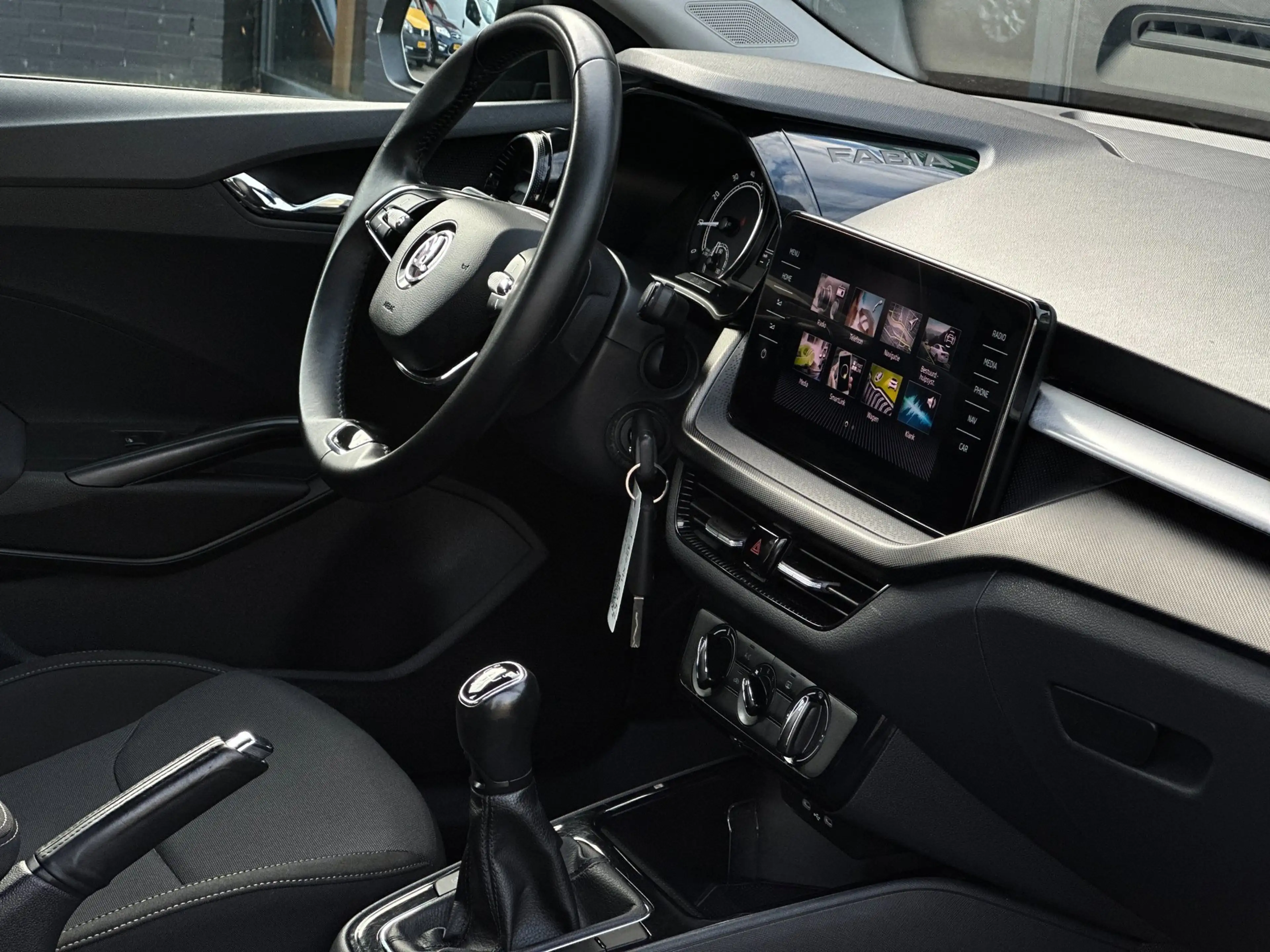 Skoda Fabia 1.0 TSI Ambition/1STE EIG/APP-CONNECT/PDC/AIRCO/NL — photo 11
