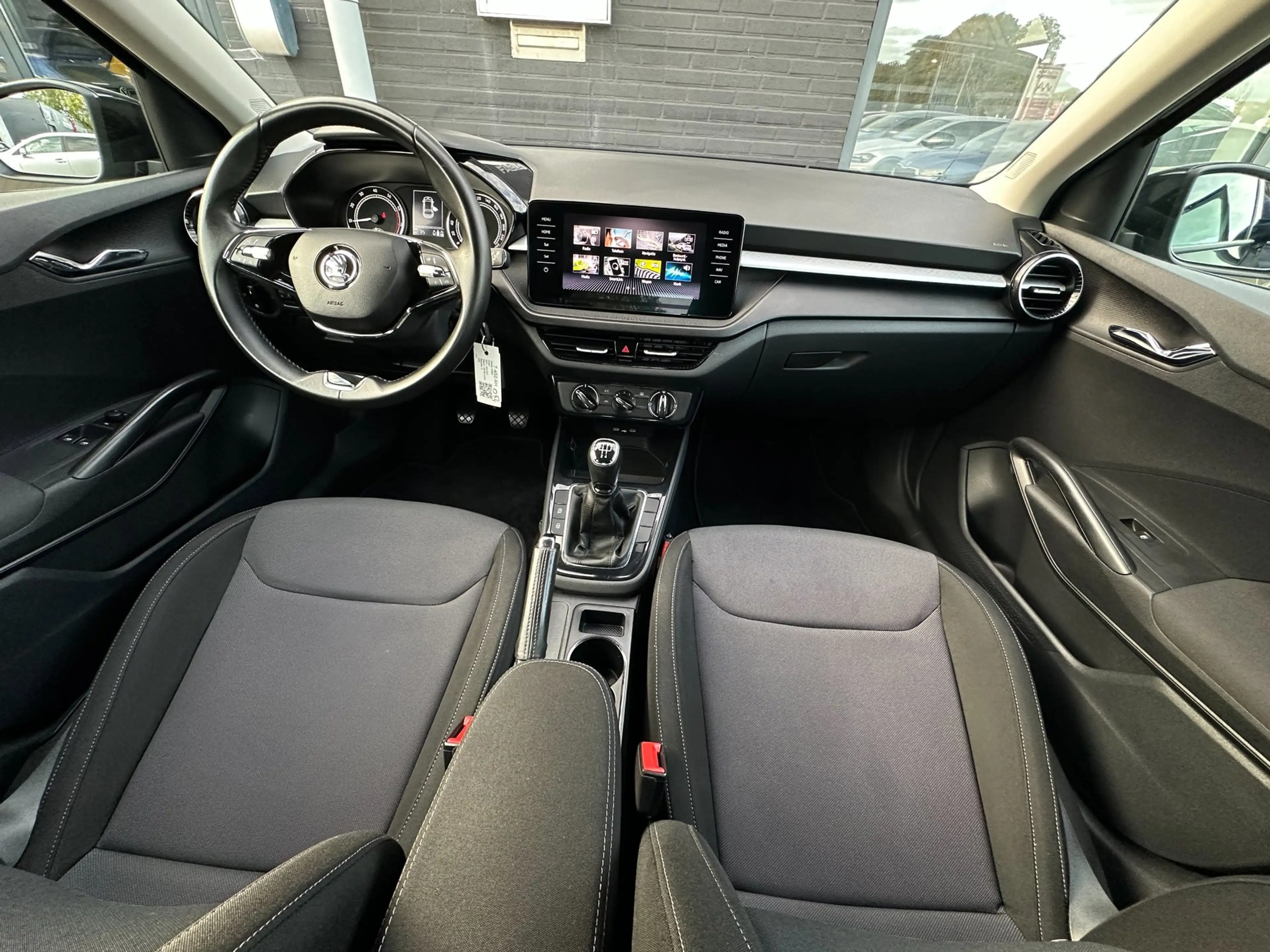 Skoda Fabia 1.0 TSI Ambition/1STE EIG/APP-CONNECT/PDC/AIRCO/NL — photo 12