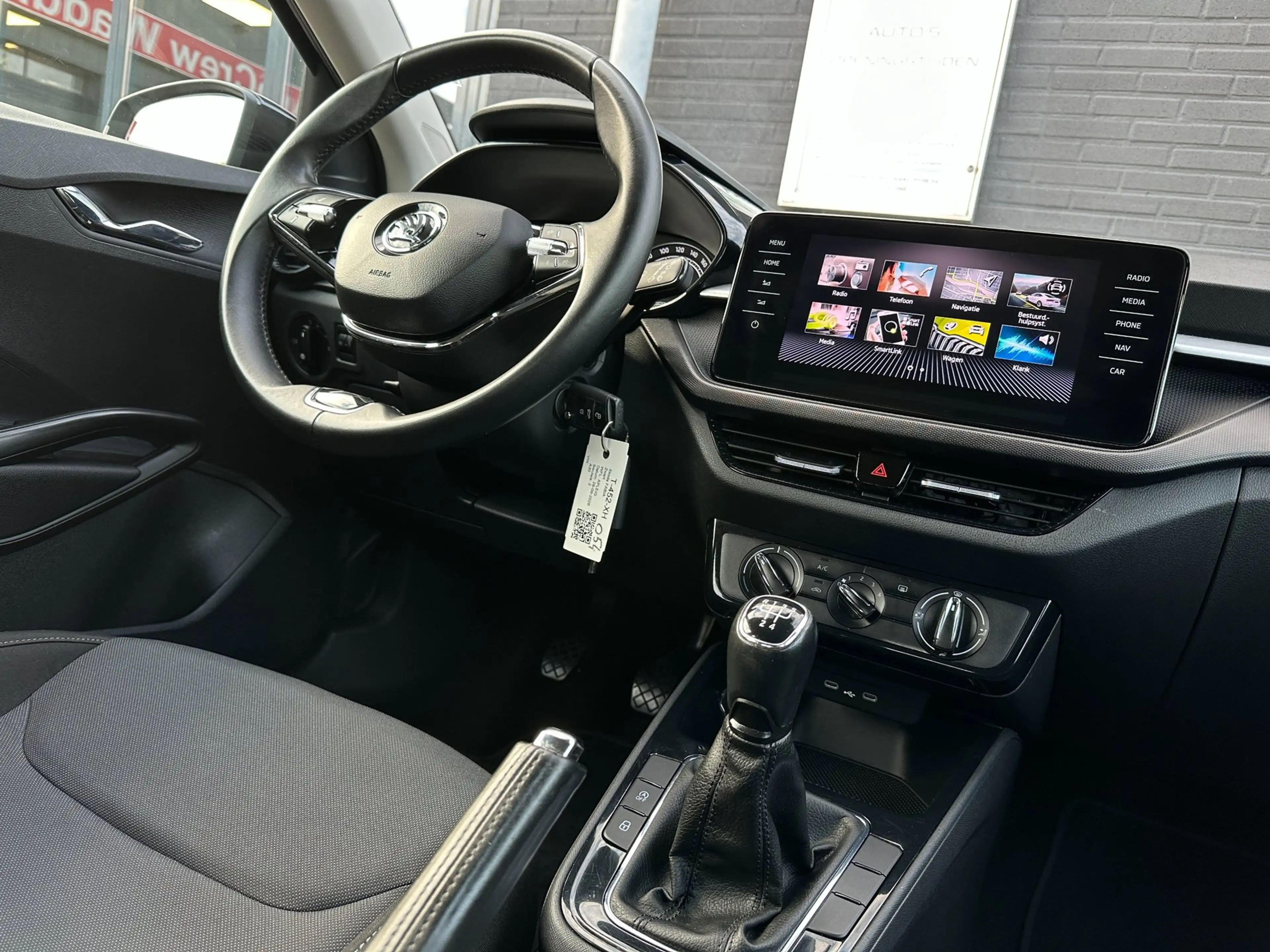 Skoda Fabia 1.0 TSI Ambition/1STE EIG/APP-CONNECT/PDC/AIRCO/NL — photo 2