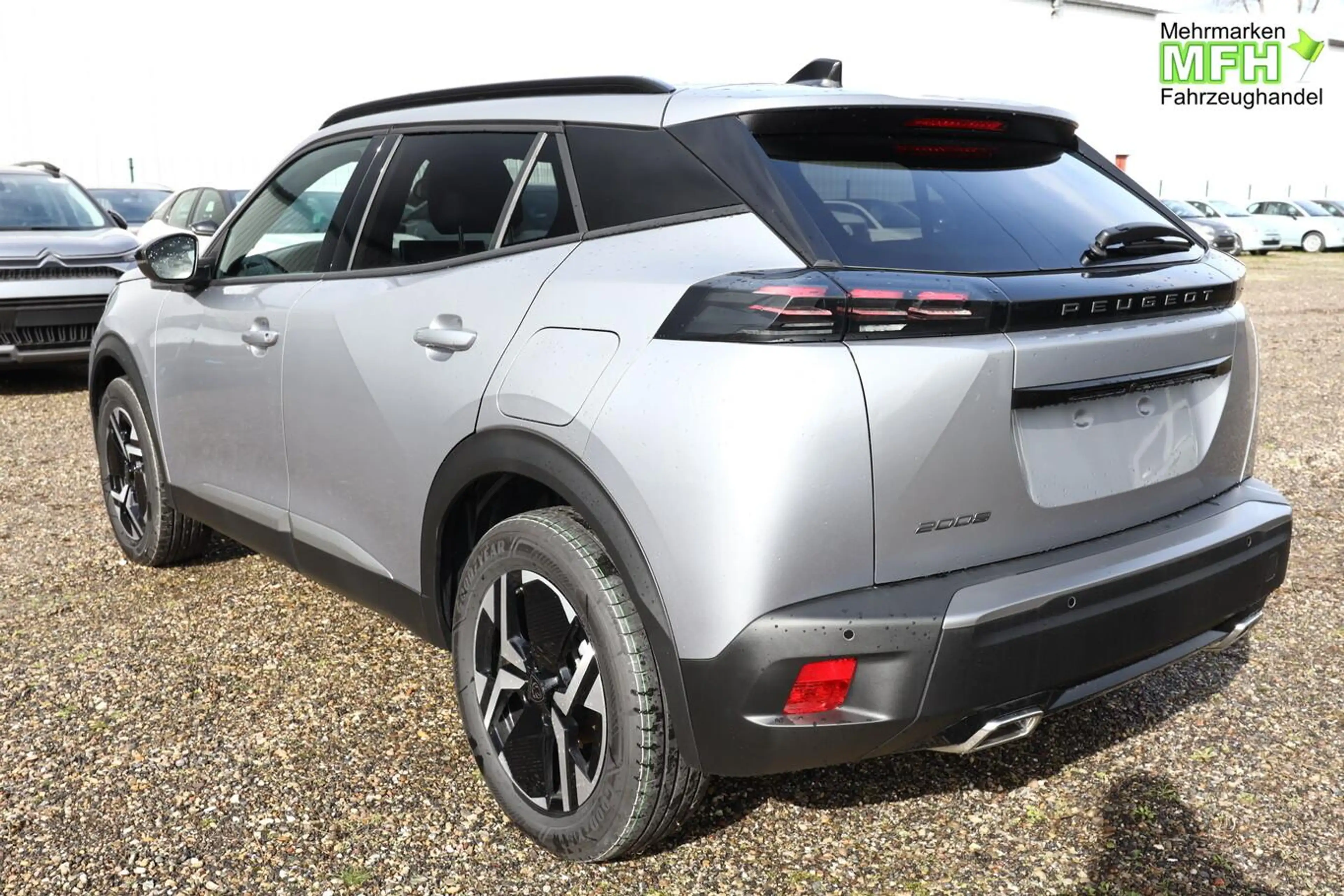 Peugeot 2008 Allure Hybrid Nav Keyl SHZ 2xPDC CarP DigC 100 ... — photo 3