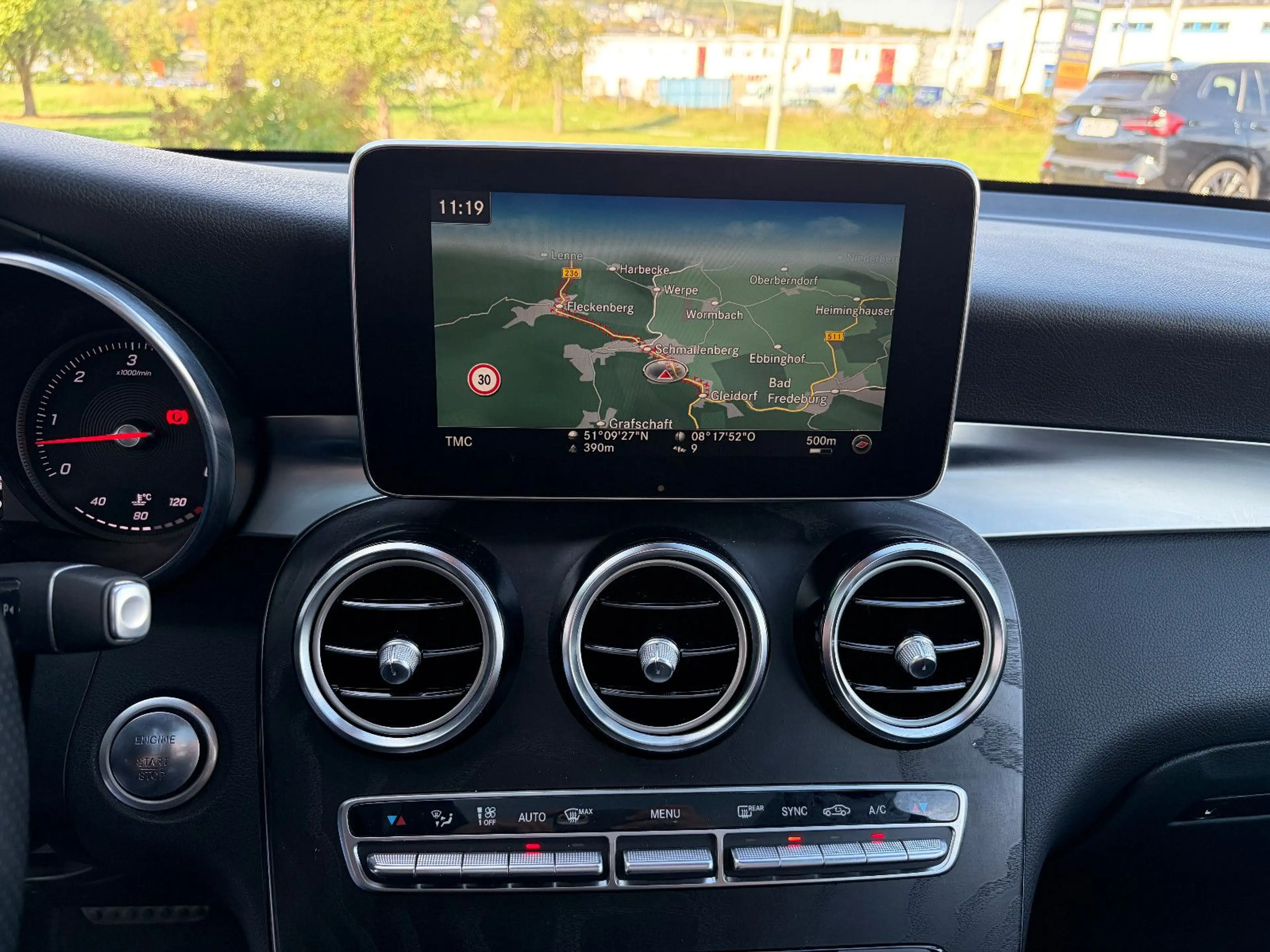 Mercedes-Benz GLC 350 d 4Matic AMG LED NIGHT PANO 360° AHK AIR — photo 22