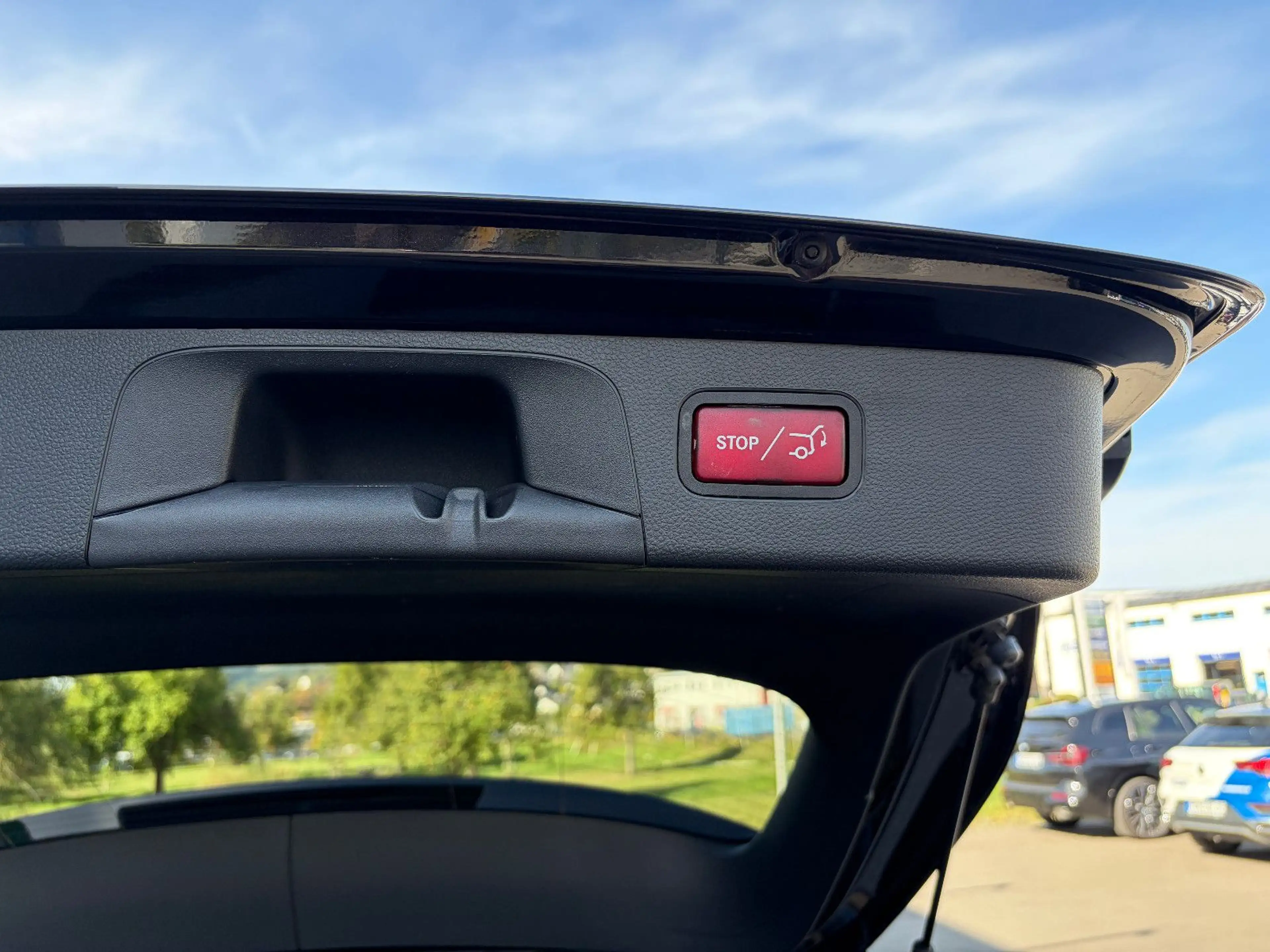 Mercedes-Benz GLC 350 d 4Matic AMG LED NIGHT PANO 360° AHK AIR — photo 28