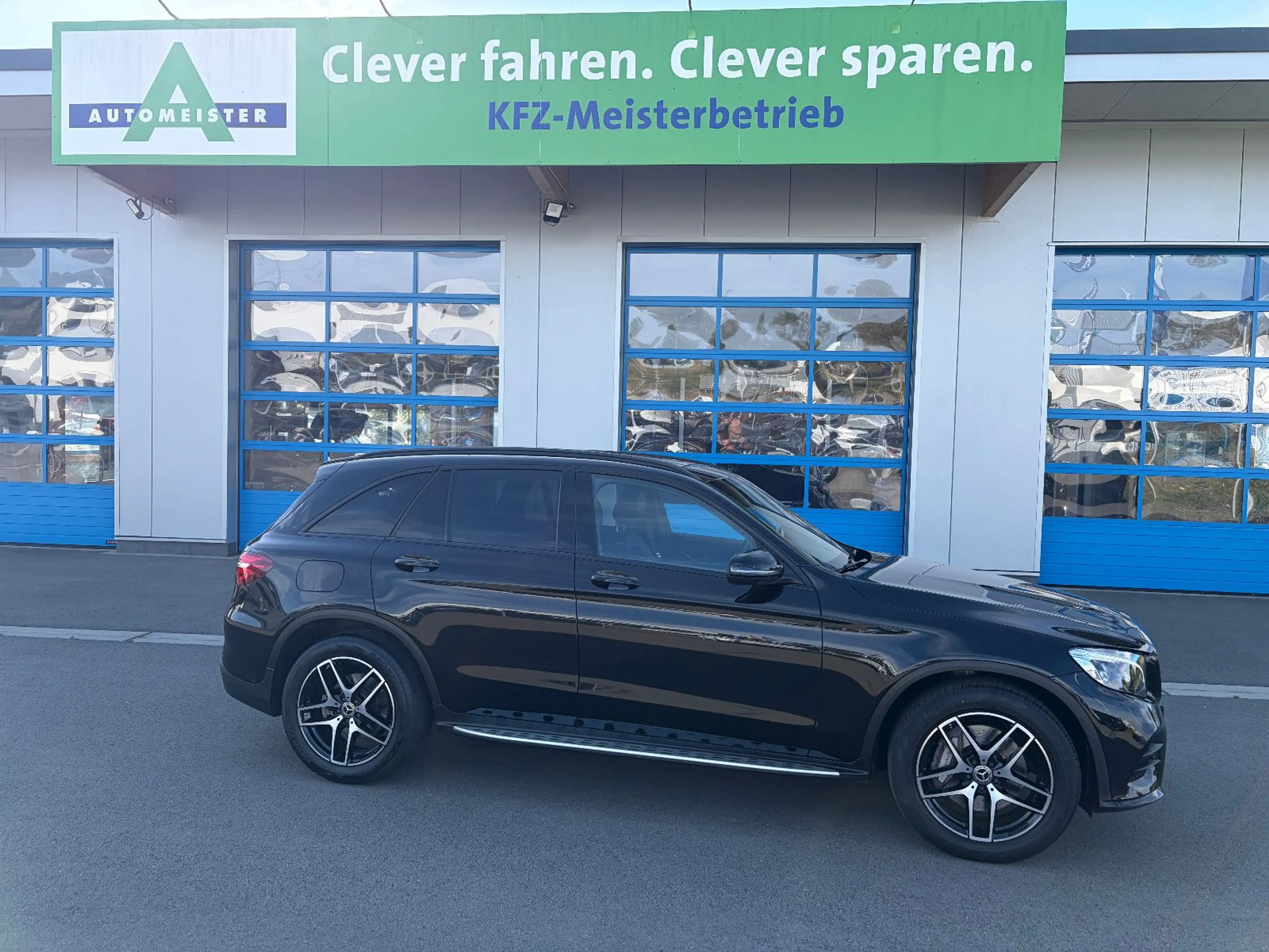 Mercedes-Benz GLC 350 d 4Matic AMG LED NIGHT PANO 360° AHK AIR