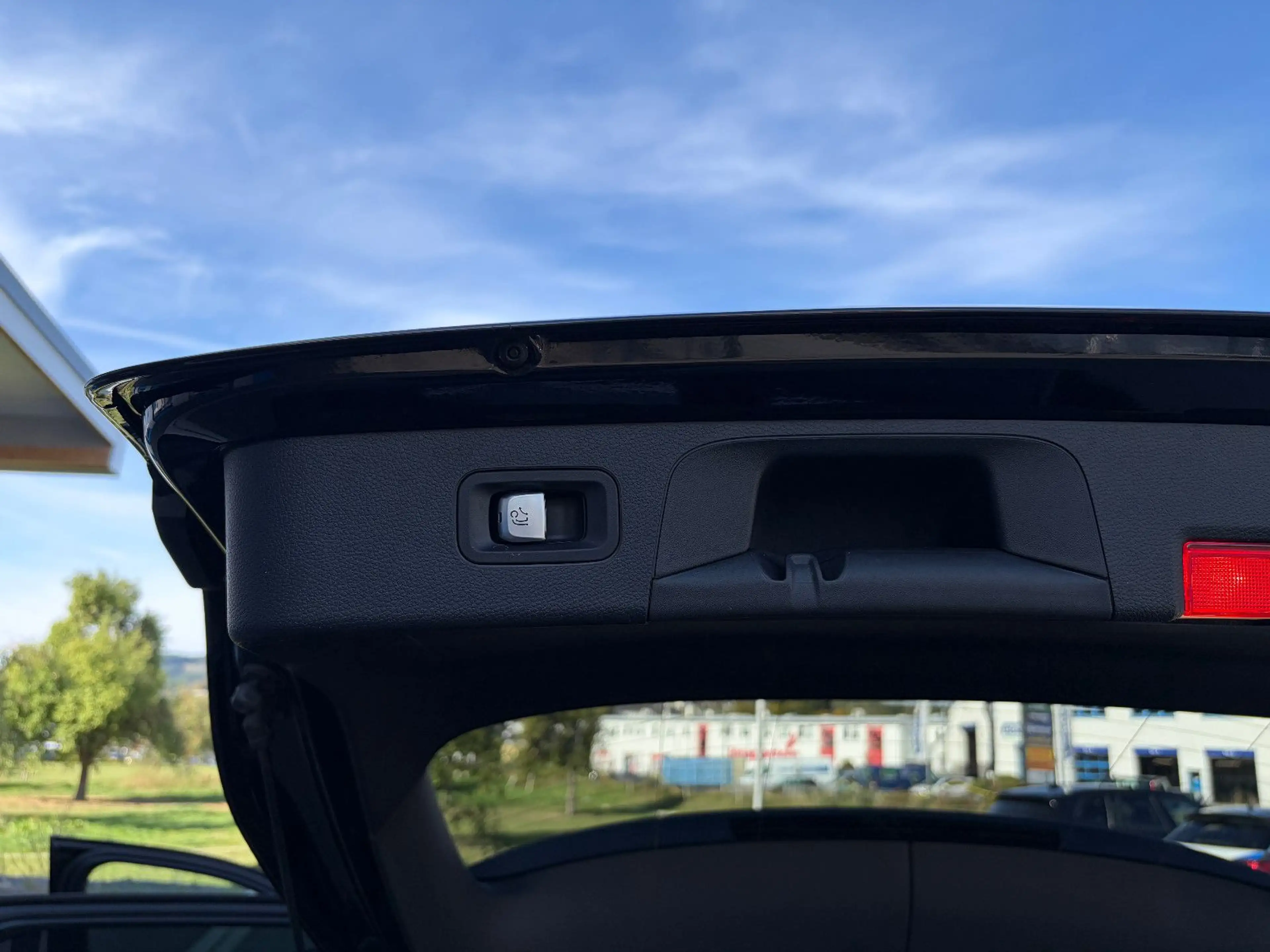 Mercedes-Benz GLC 350 d 4Matic AMG LED NIGHT PANO 360° AHK AIR — photo 29