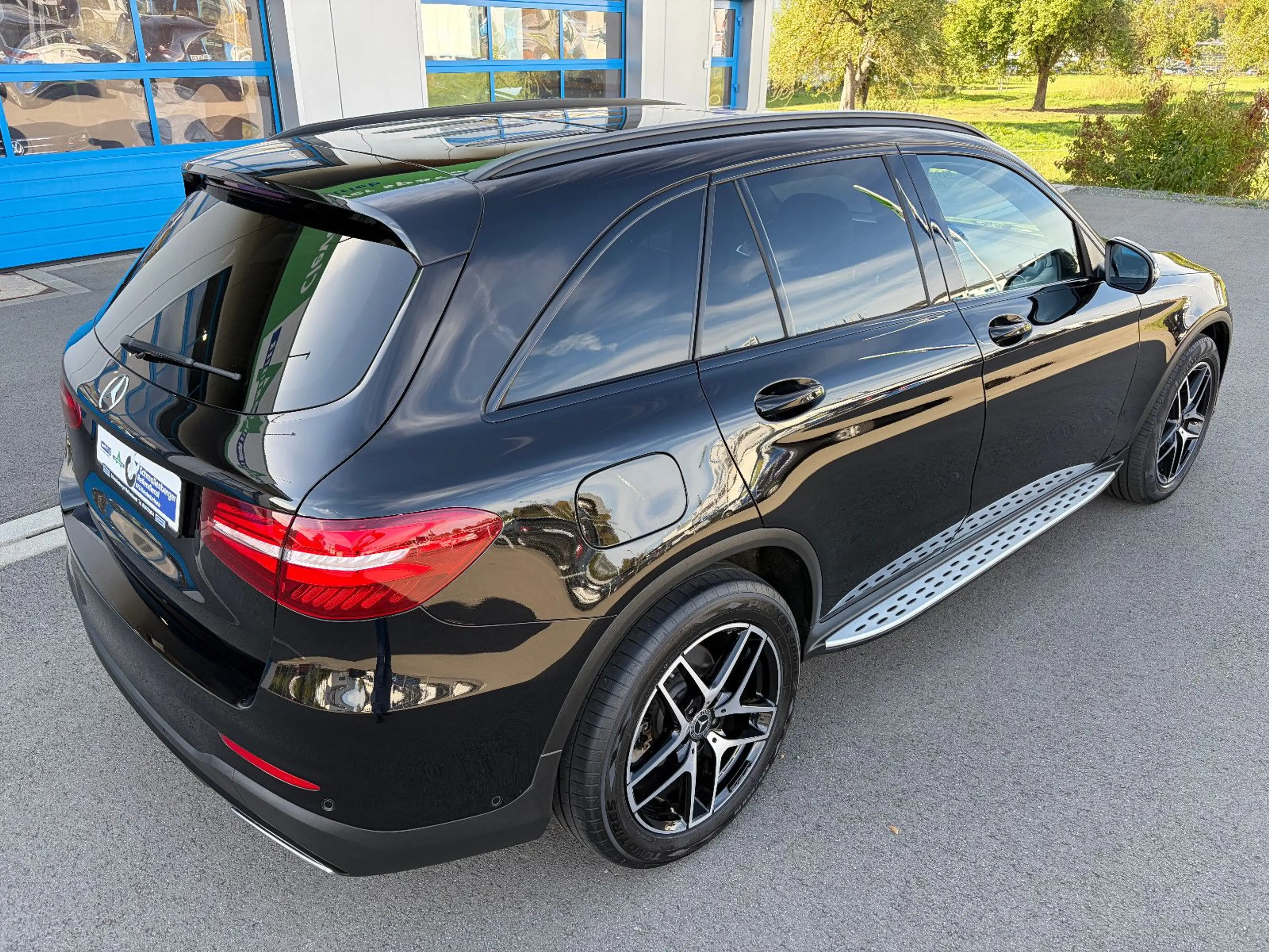 Mercedes-Benz GLC 350 d 4Matic AMG LED NIGHT PANO 360° AHK AIR — photo 7