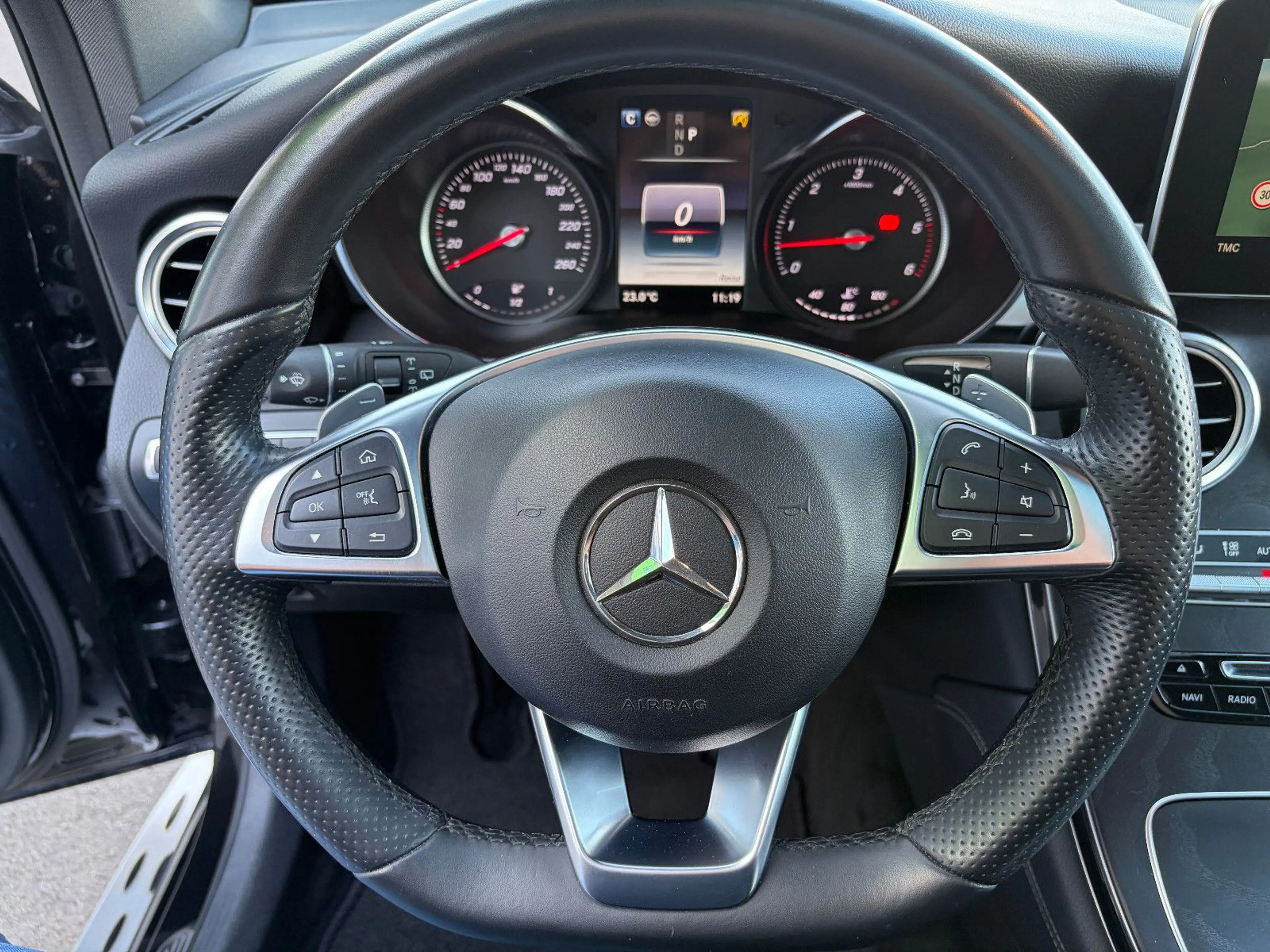 Mercedes-Benz GLC 350 d 4Matic AMG LED NIGHT PANO 360° AHK AIR — photo 21
