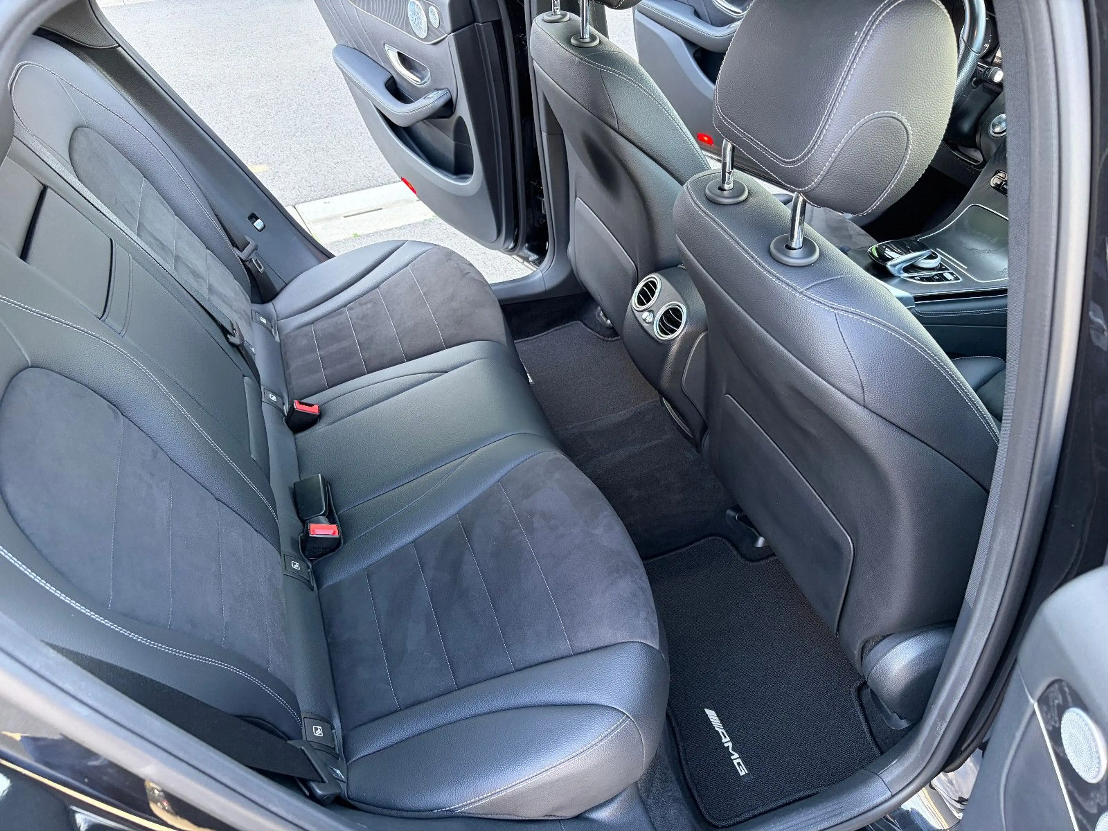 Mercedes-Benz GLC 350 d 4Matic AMG LED NIGHT PANO 360° AHK AIR — photo 30