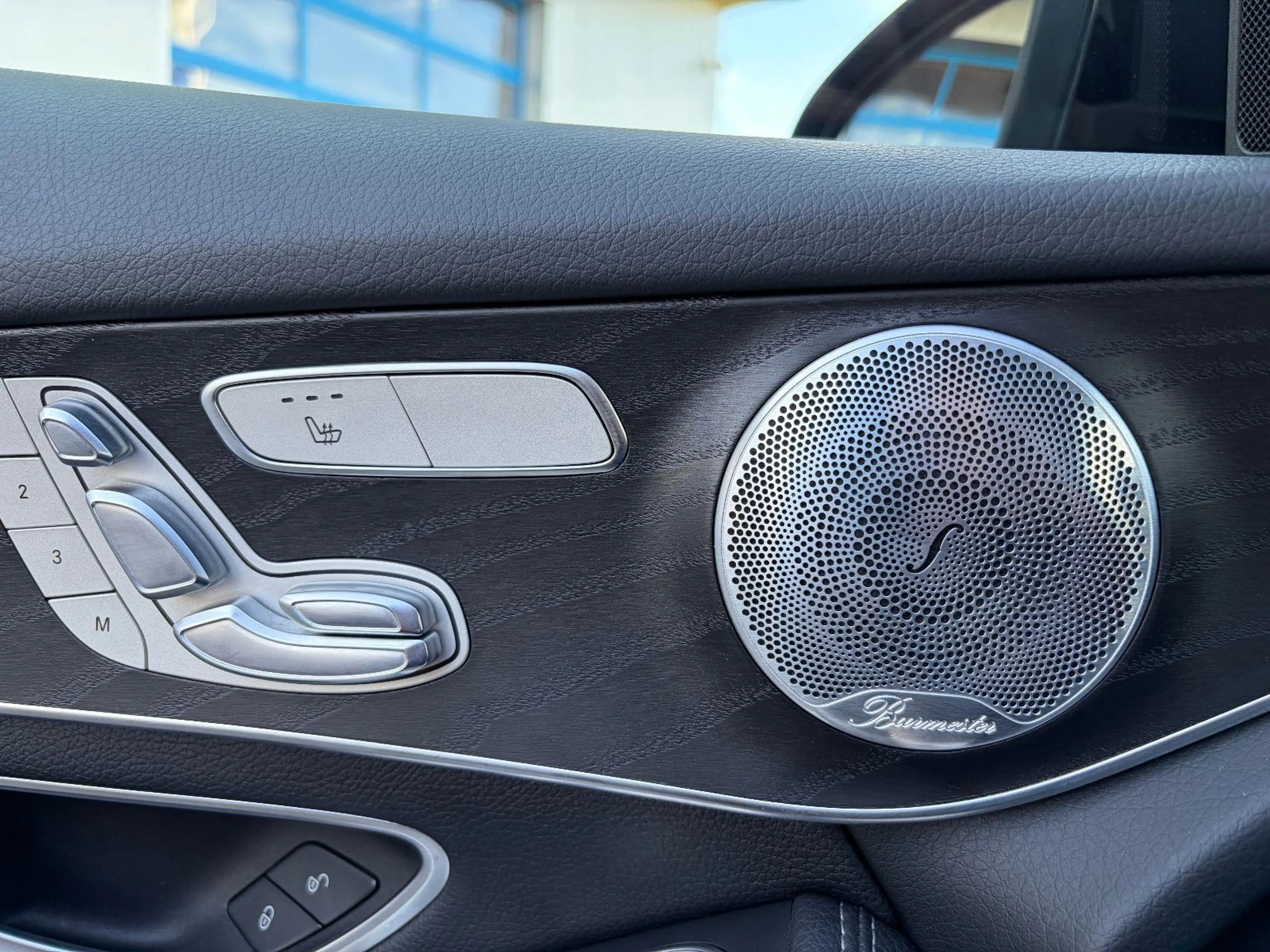 Mercedes-Benz GLC 350 d 4Matic AMG LED NIGHT PANO 360° AHK AIR — photo 42