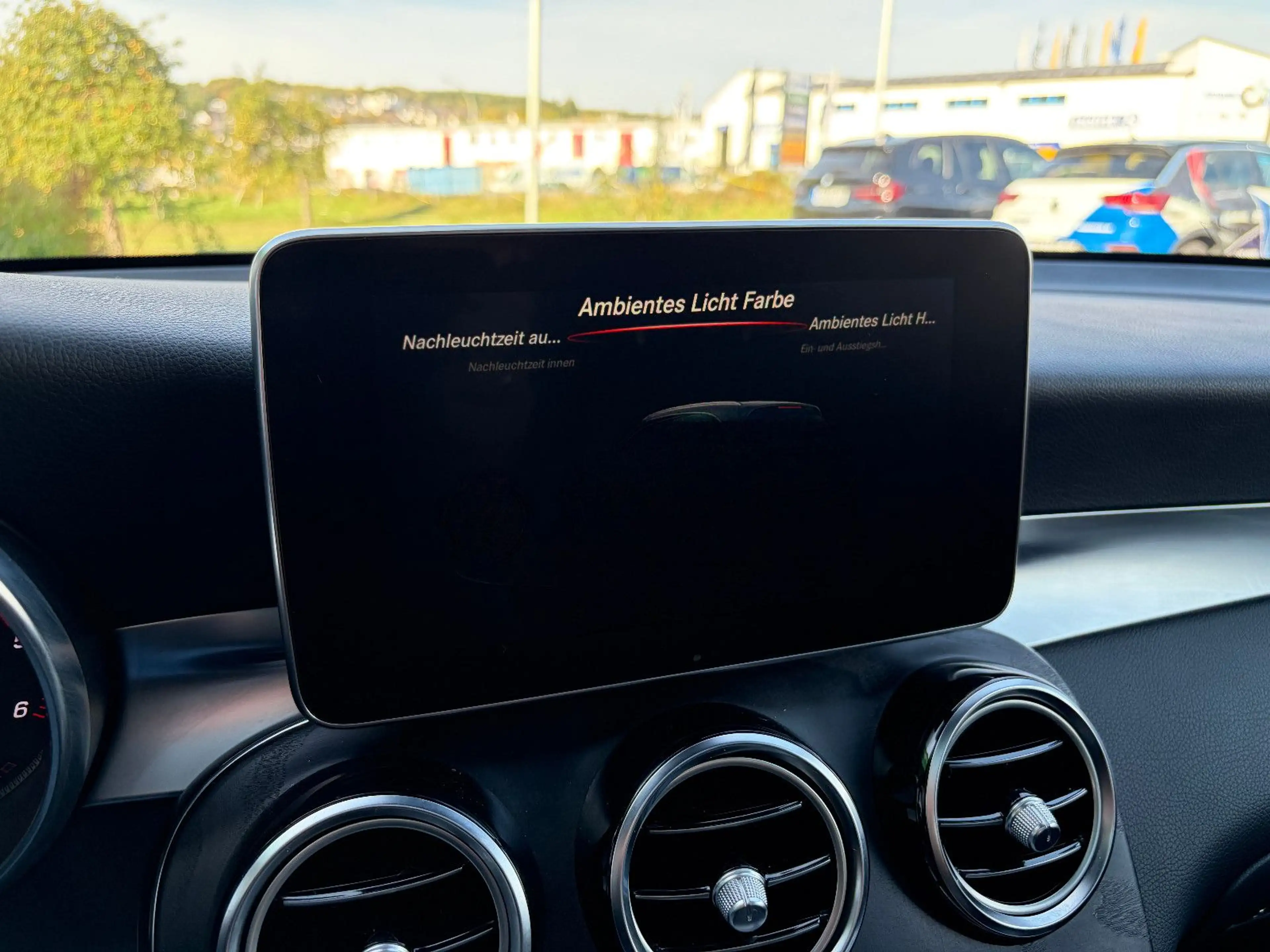 Mercedes-Benz GLC 350 d 4Matic AMG LED NIGHT PANO 360° AHK AIR — photo 45