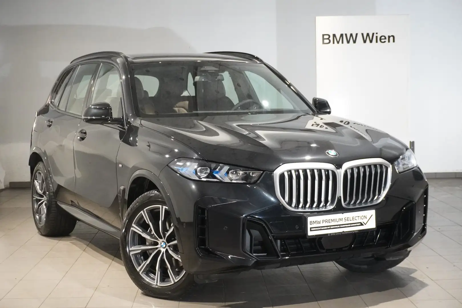 BMW X5 X5 xDrive30d Zwart - 1