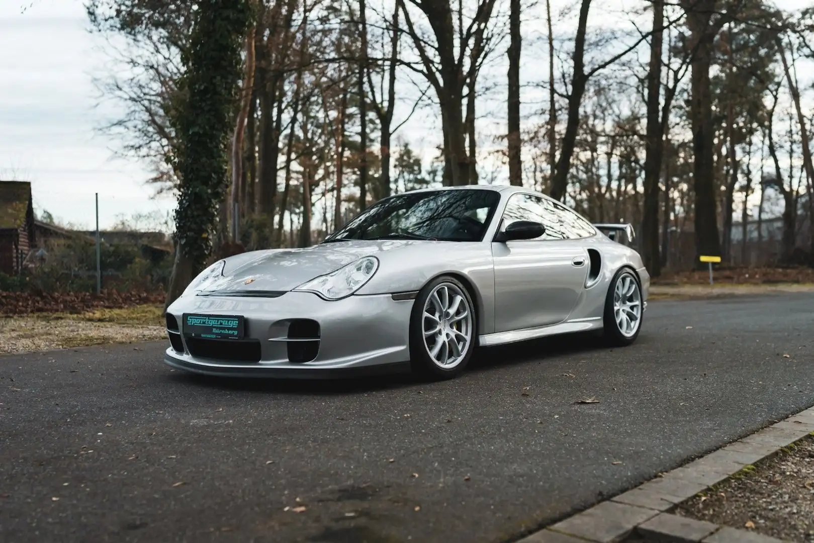 Porsche 996 911 GT2 CS MK2 /Carbon Exterieur/ Silber - 1