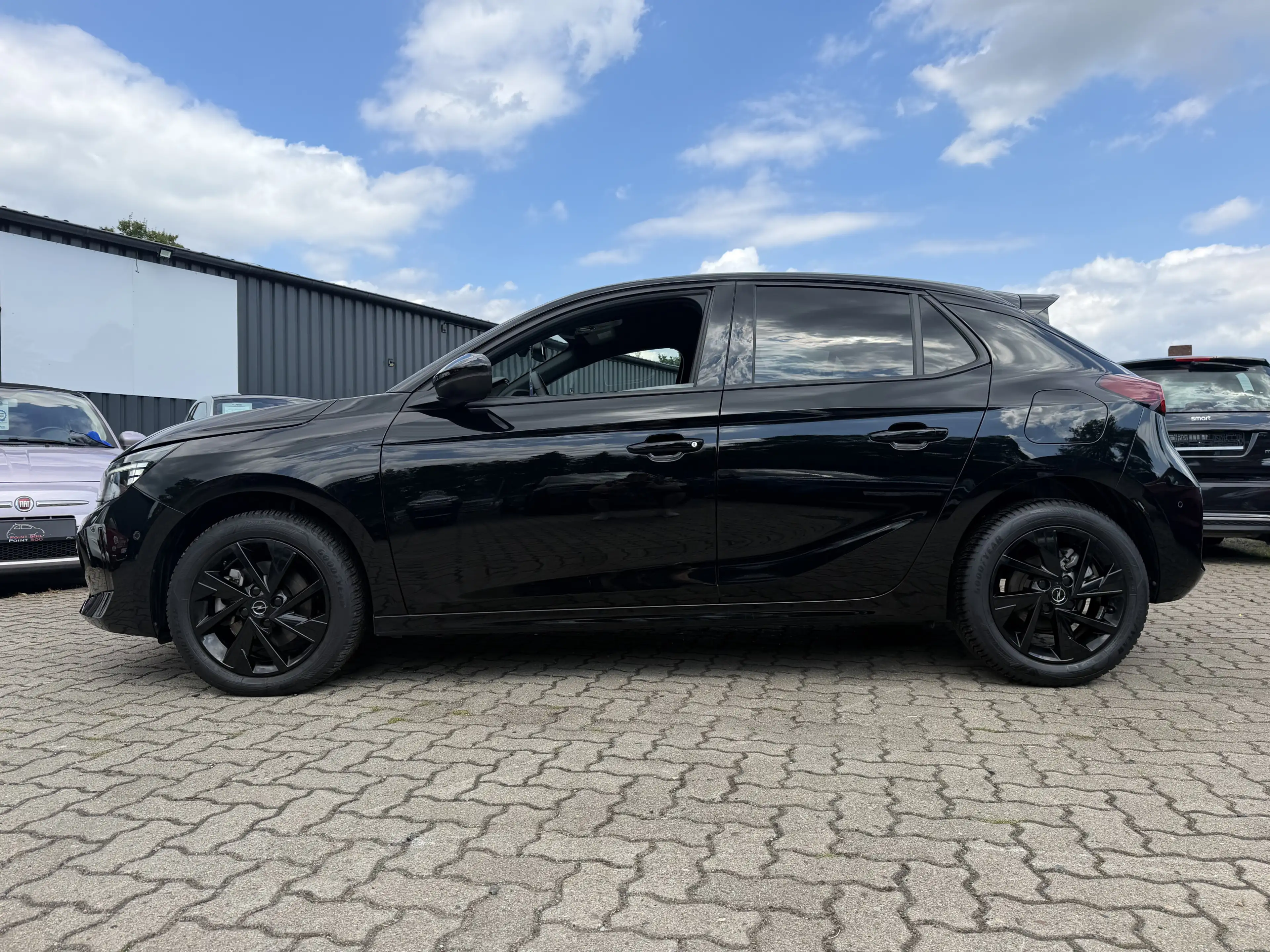 Opel Corsa GS 131PS NAVI KAMERA CARPLAY LHZ SHZ 1.HD — photo 4