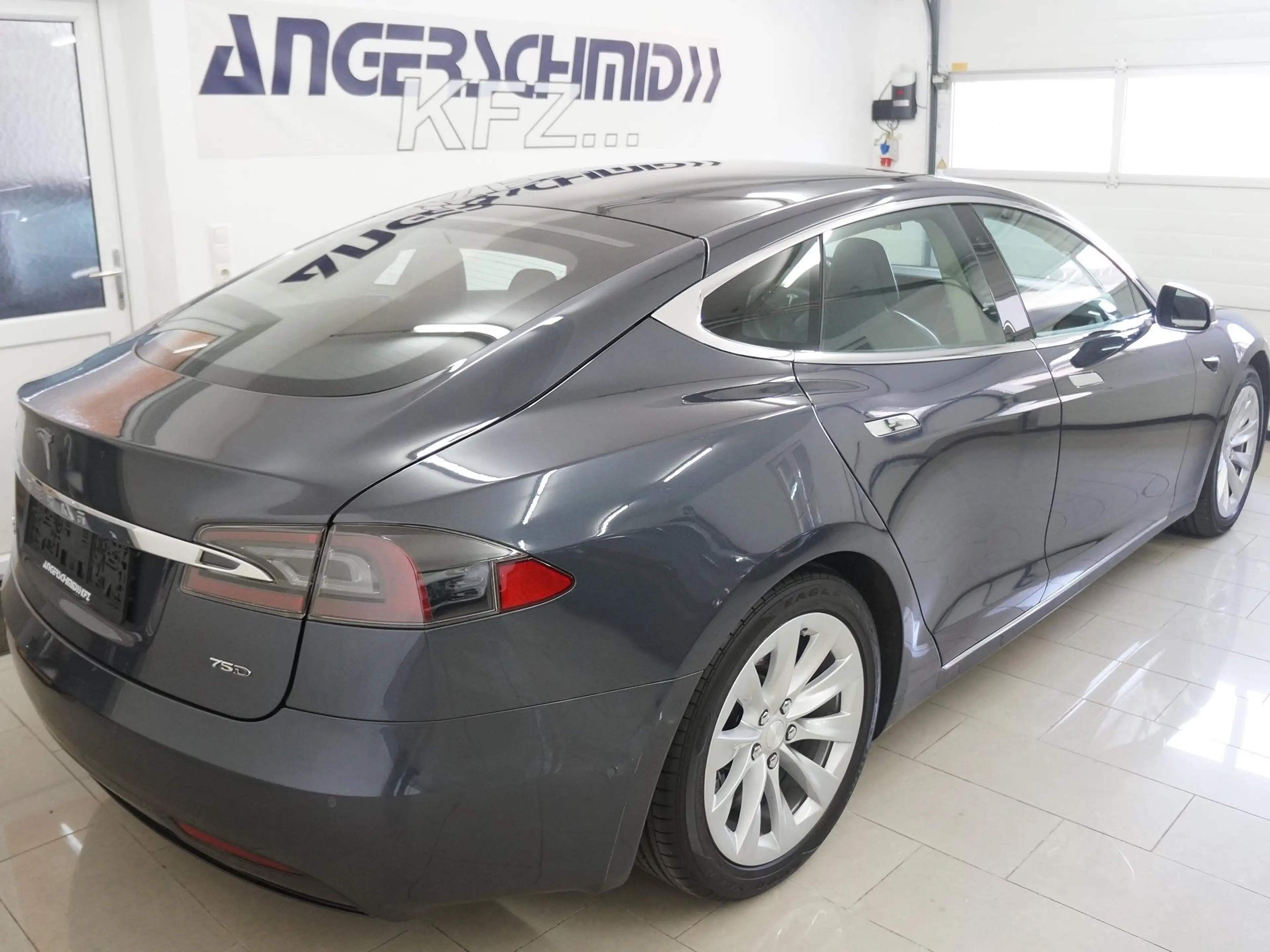 Tesla Model S Model S 75D75kWh (mit Batterie) — photo 5