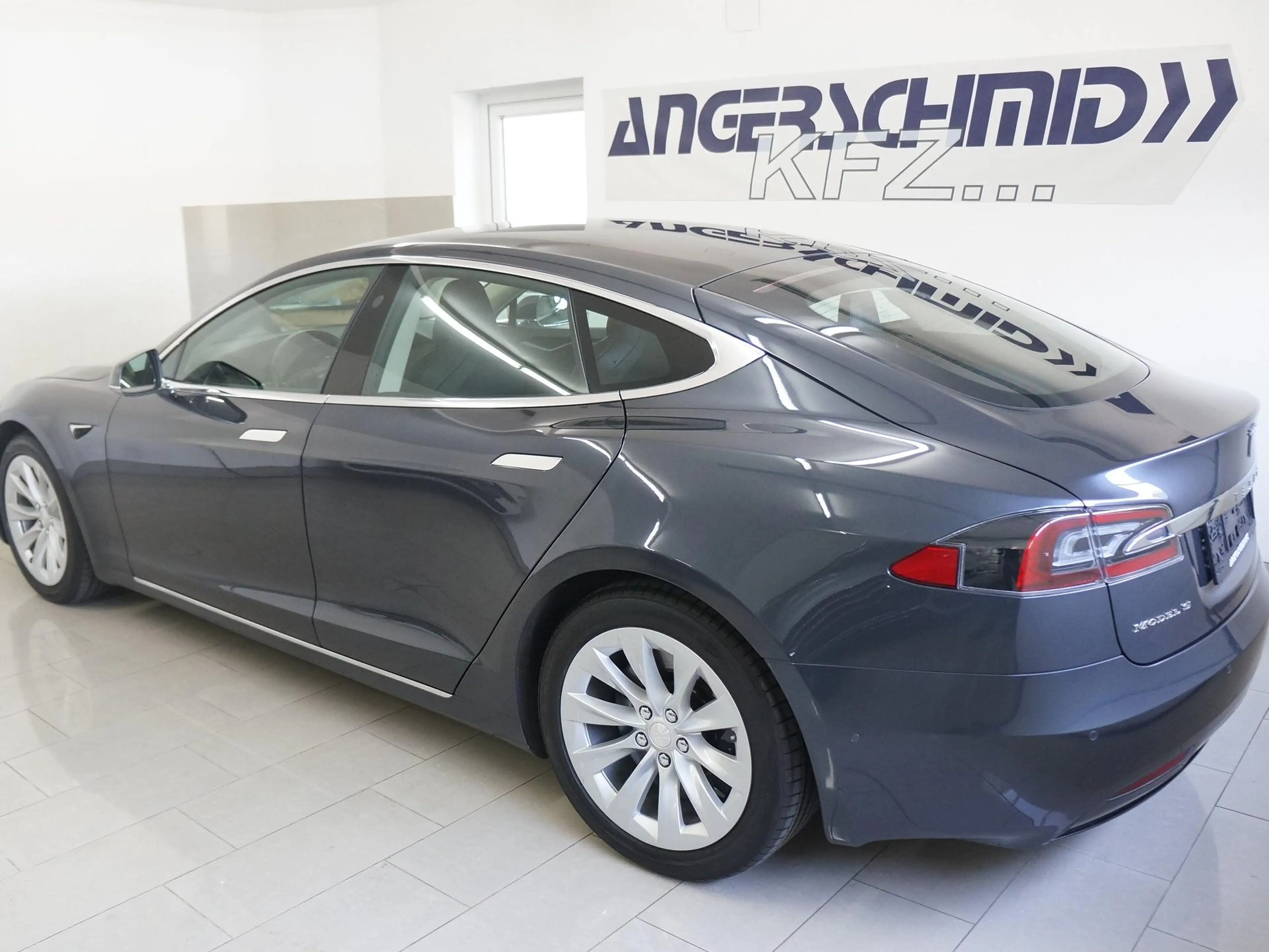 Tesla Model S Model S 75D75kWh (mit Batterie) — photo 4
