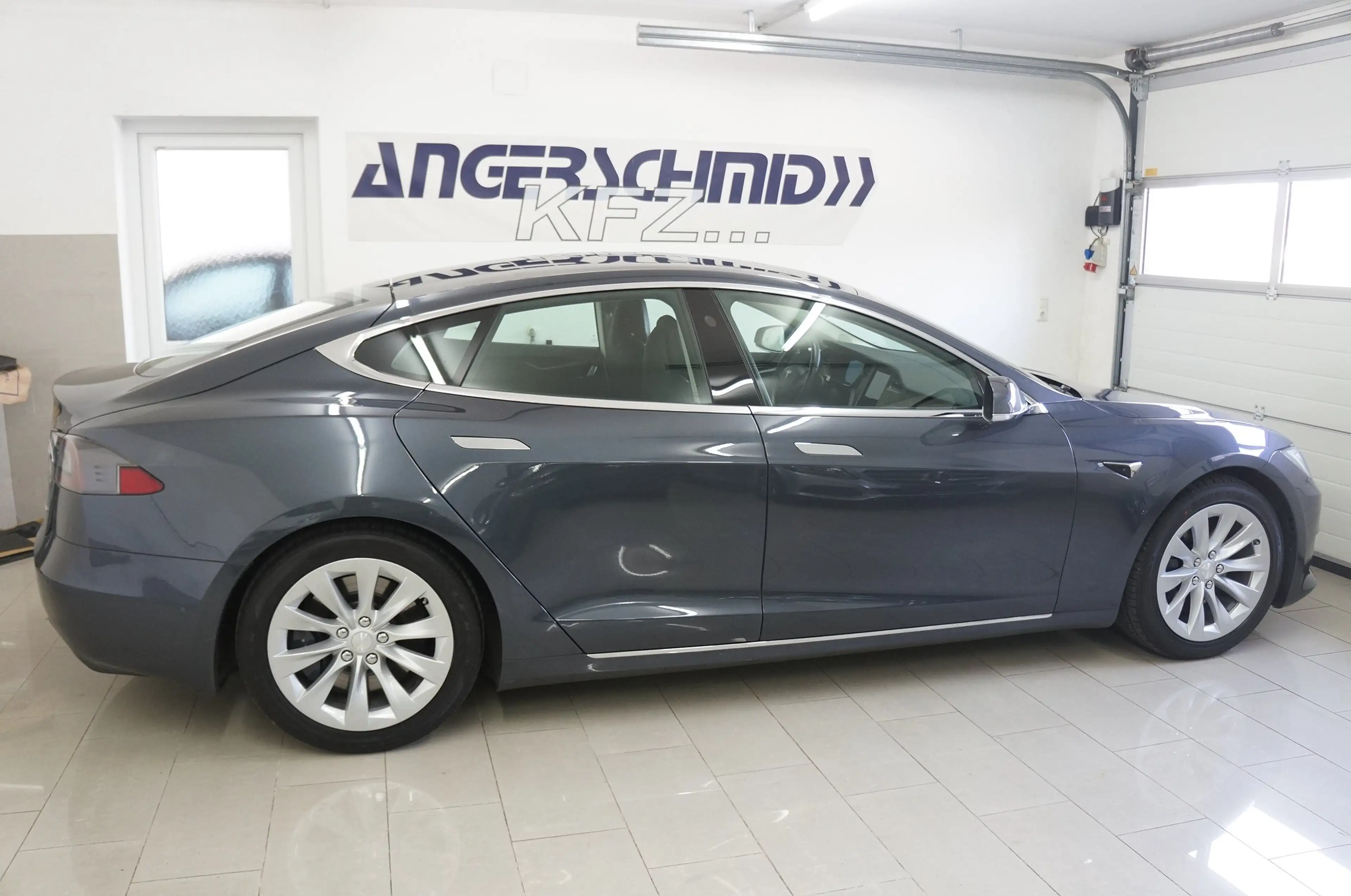 Tesla Model S Model S 75D75kWh (mit Batterie) — photo 6