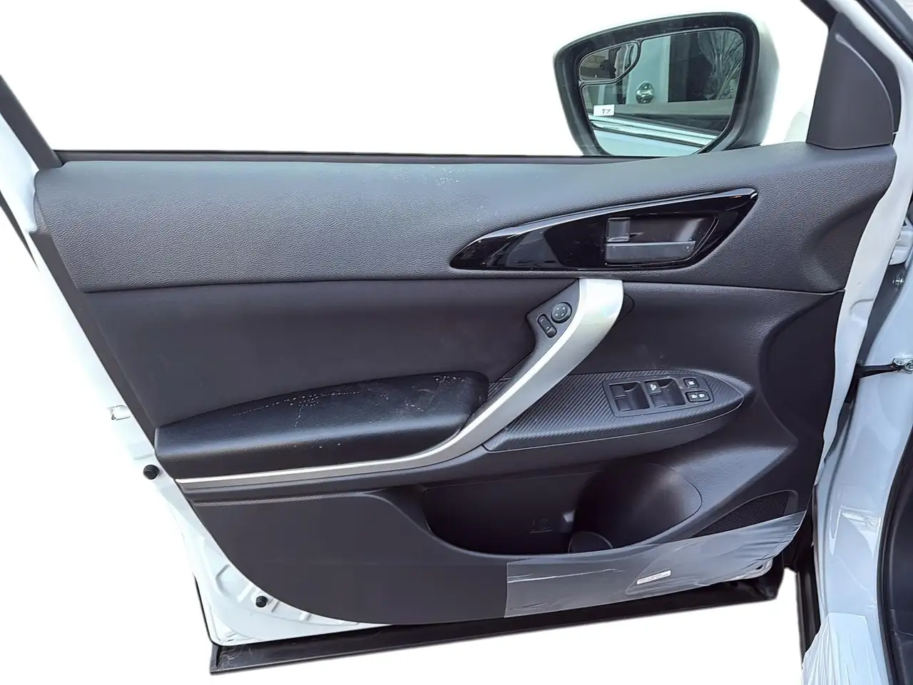 Mitsubishi Eclipse Cross снимка Mitsubishi Eclipse Cross
