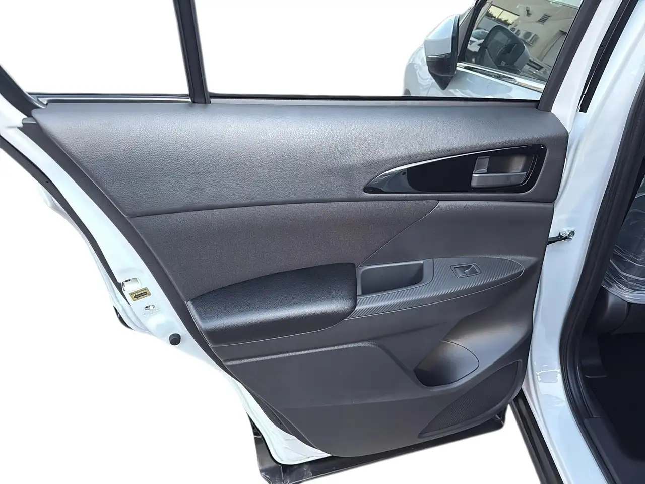 Mitsubishi Eclipse Cross снимка Mitsubishi Eclipse Cross