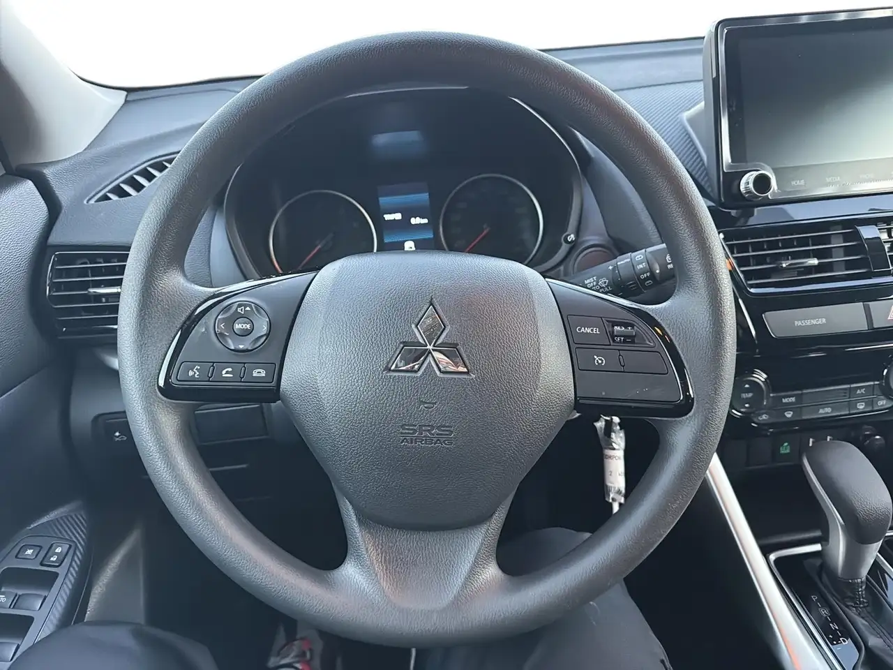 Mitsubishi Eclipse Cross снимка Mitsubishi Eclipse Cross