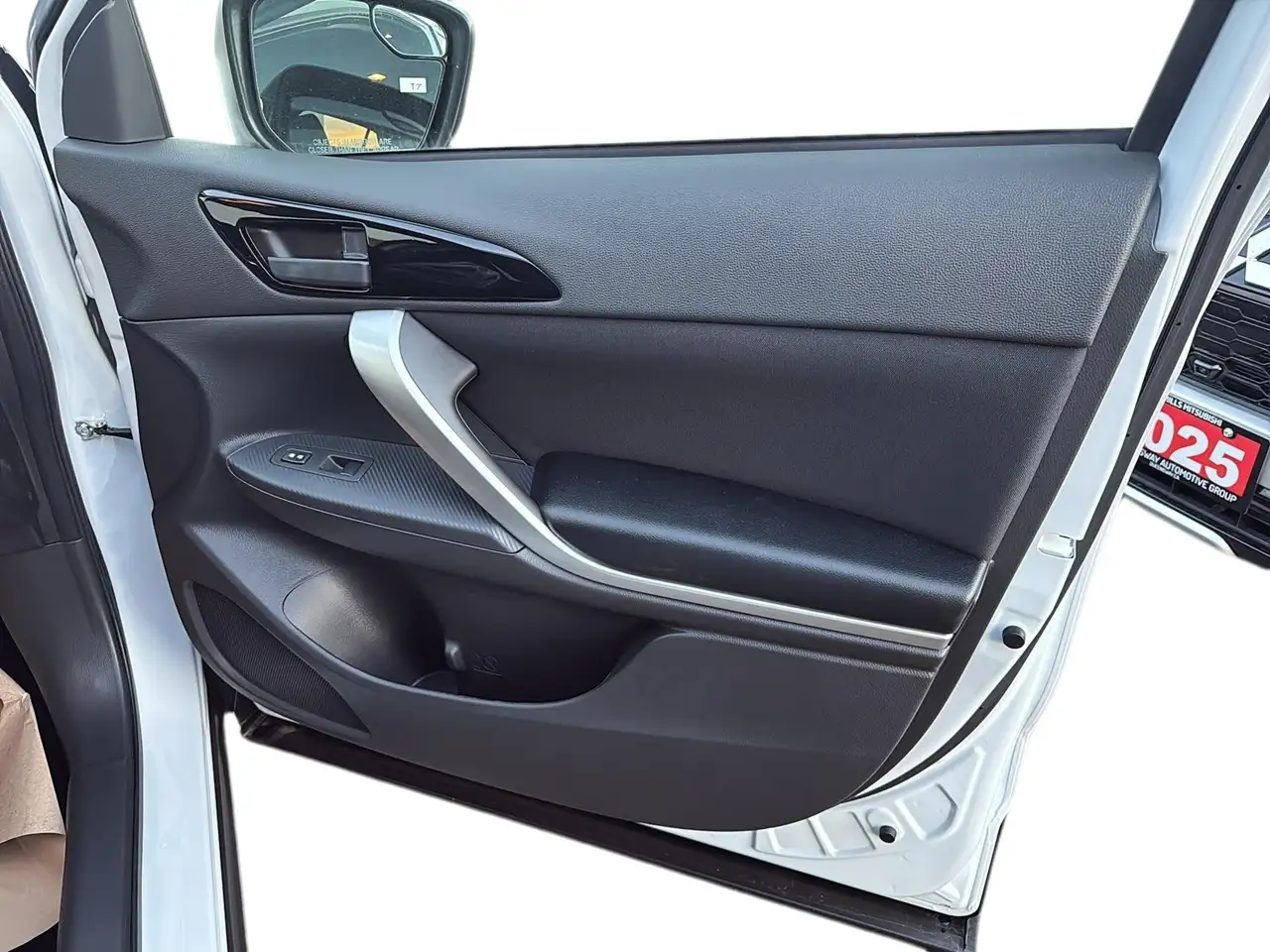 Mitsubishi Eclipse Cross снимка Mitsubishi Eclipse Cross