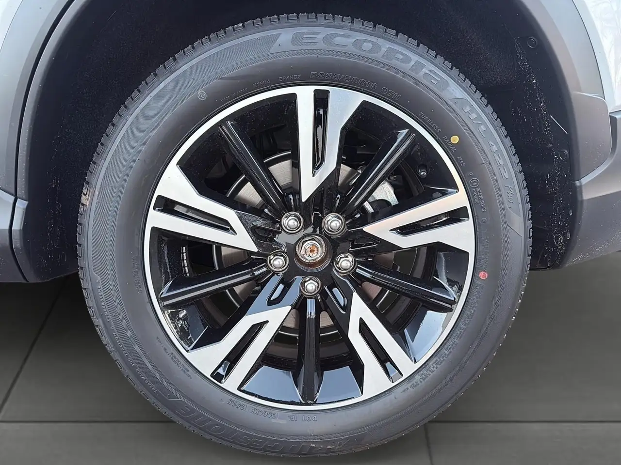 Mitsubishi Eclipse Cross снимка Mitsubishi Eclipse Cross