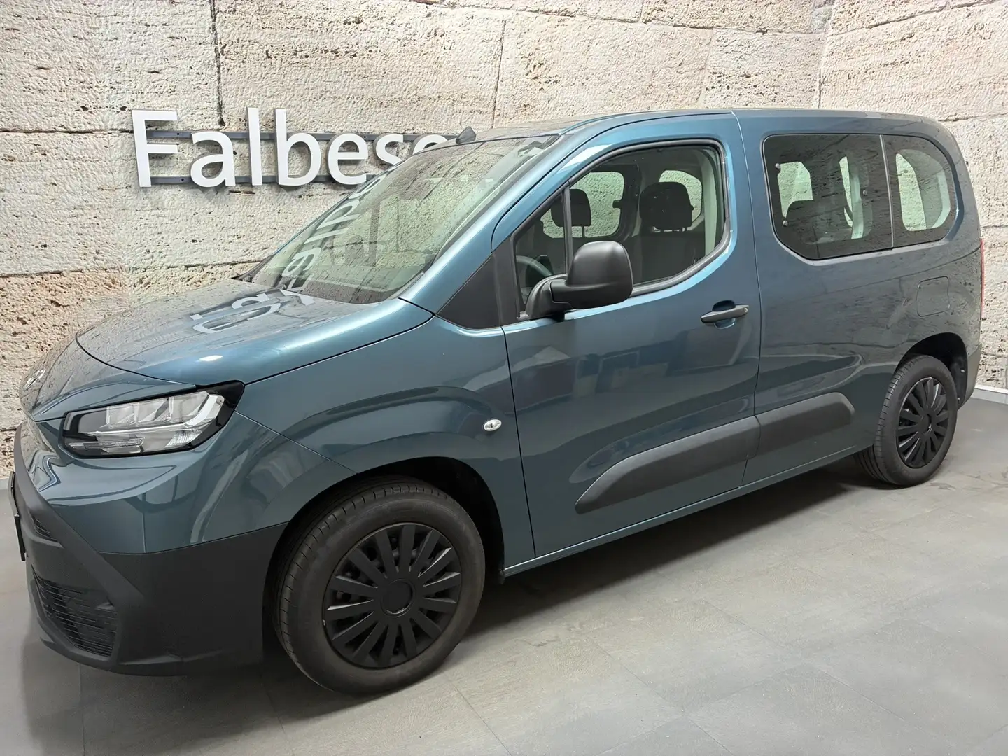 Toyota Proace City Verso L1 1,2 110 Combi Blau - 2