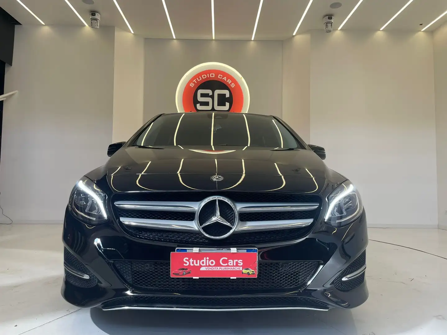 Mercedes-Benz B 180 Classe B -180d Premium auto - 1