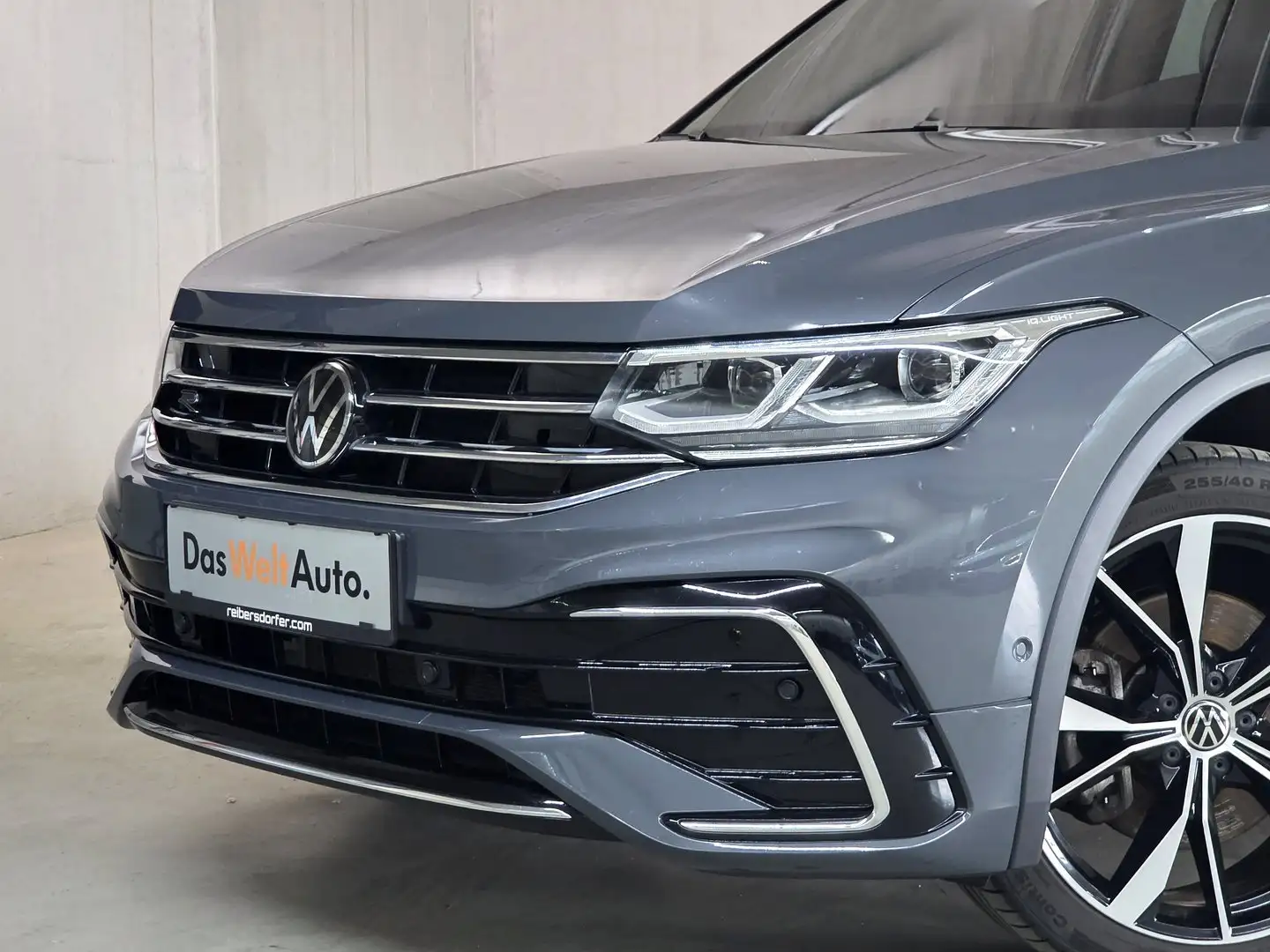 Volkswagen Tiguan R-Line eHybrid DSG Grau - 2
