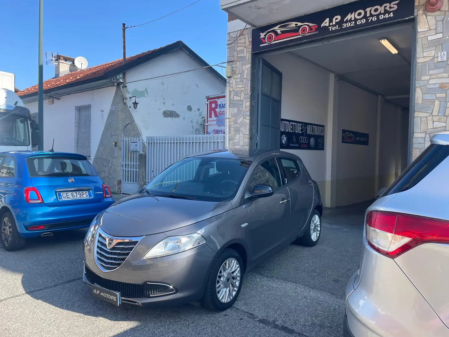 Lancia Ypsilon Ypsilon 1.2 8v Gold c/CL ecochic Gpl 69cv Grigio - 1