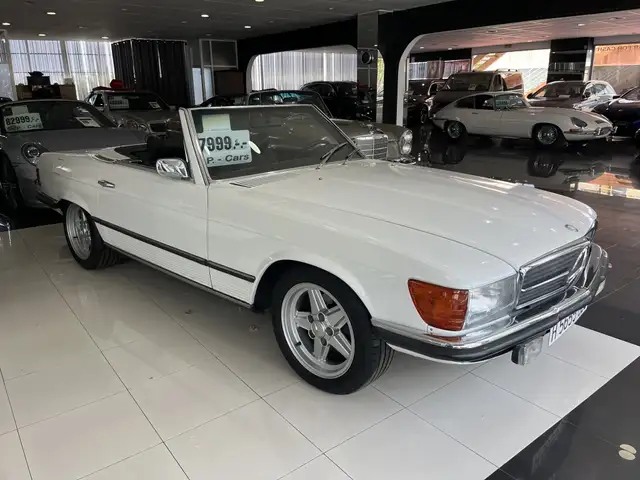 Mercedes-Benz 450 view 4