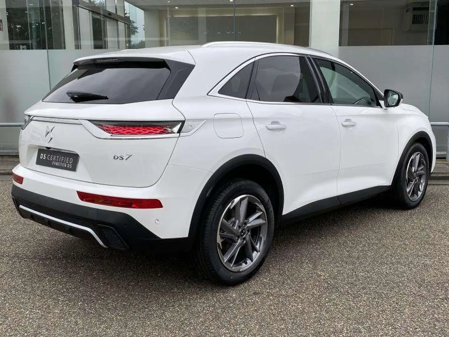 DS Automobiles DS 7 Crossback So Chic Blanc - 2