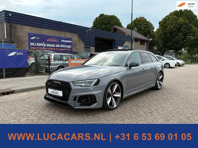 Audi RS4 A4 Avant 2.9 TFSI quattro
