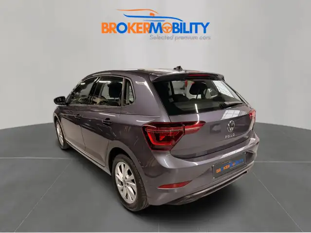 Volkswagen Polo view 4