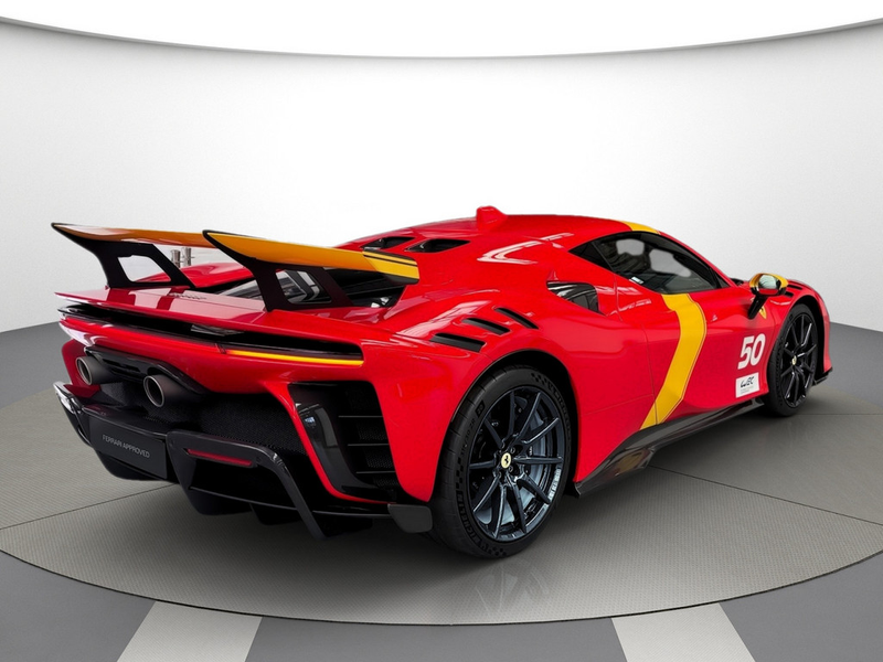 Ferrari — photo 3