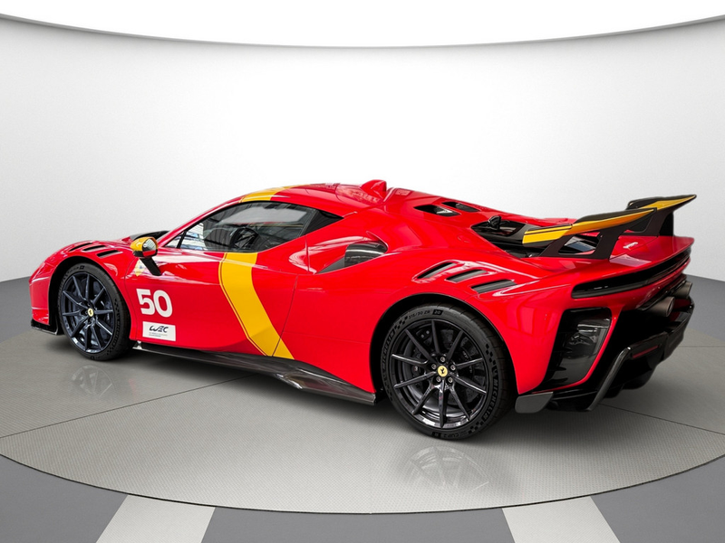Ferrari — photo 8