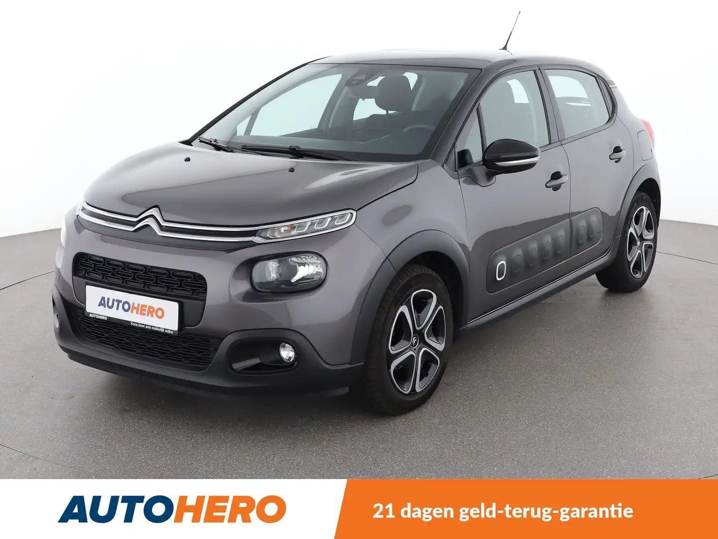 Citroen C3 1.2 PureTech Feel Grijs - 1