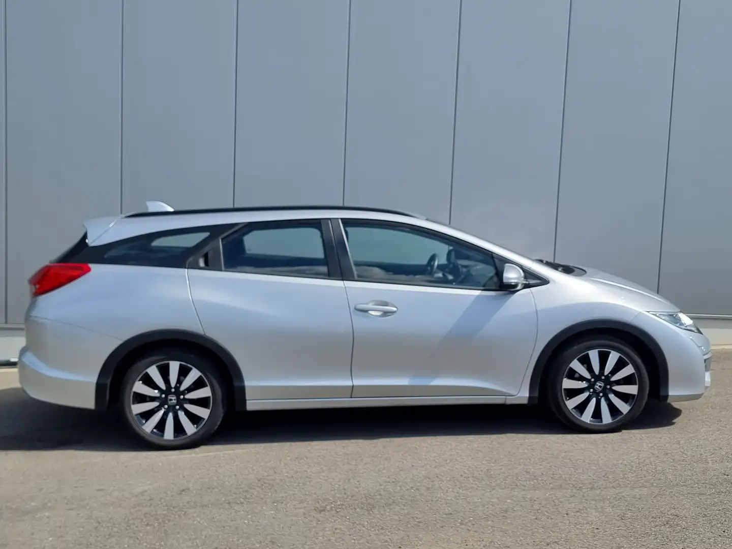 Honda Civic Civic Tourer 1.8i Elegance - 2