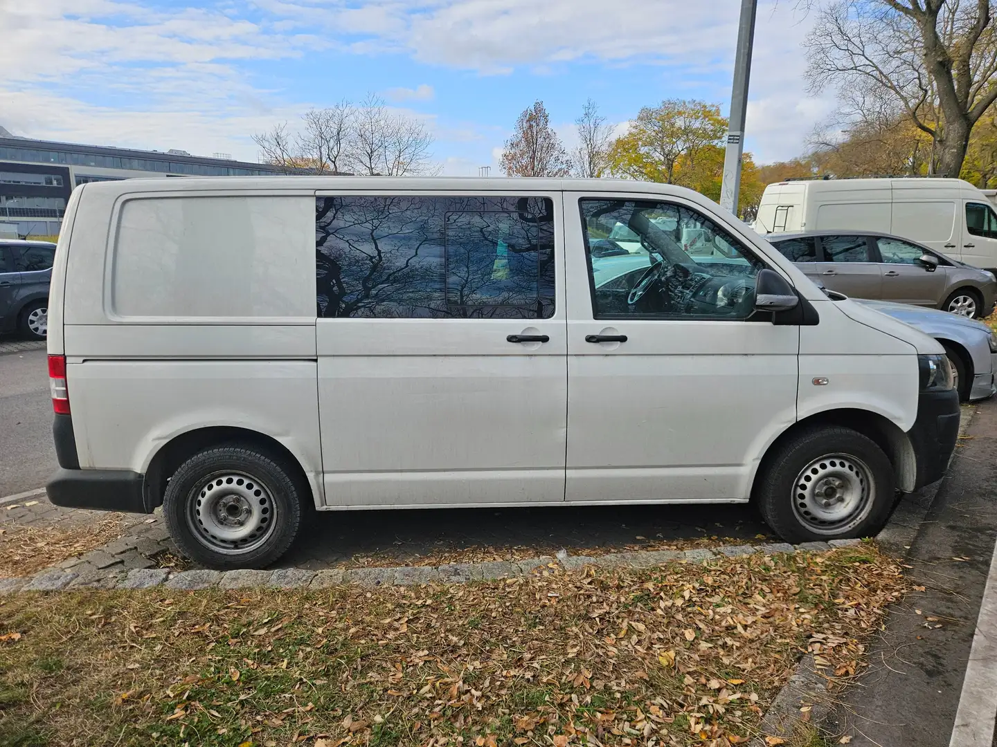 Volkswagen T5 Transporter Weiß - 1