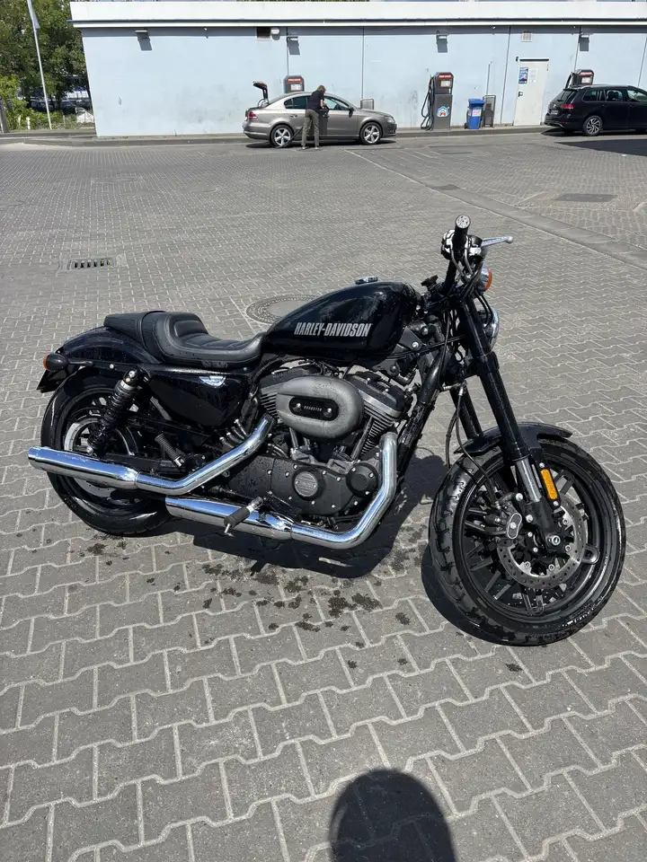 Harley-Davidson Roadster