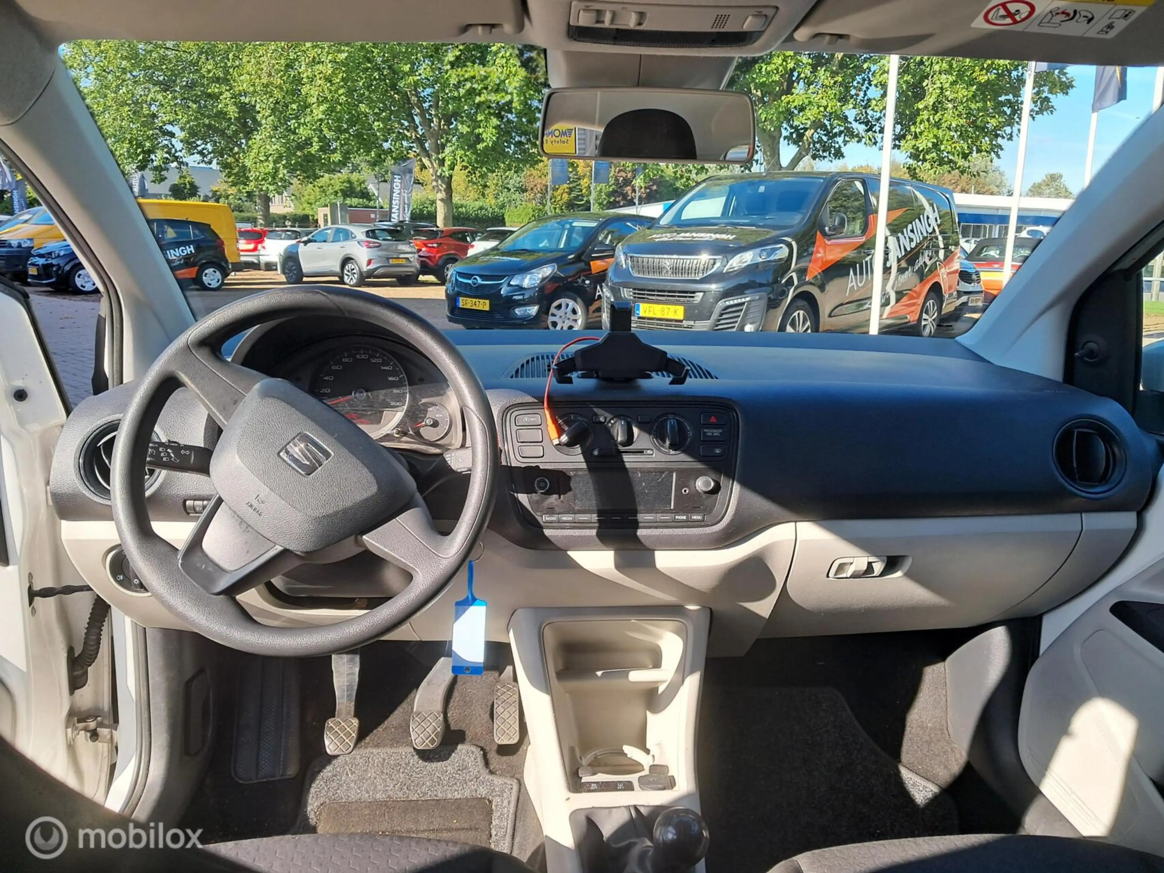SEAT Mii 1.0 Style Intense — photo 8