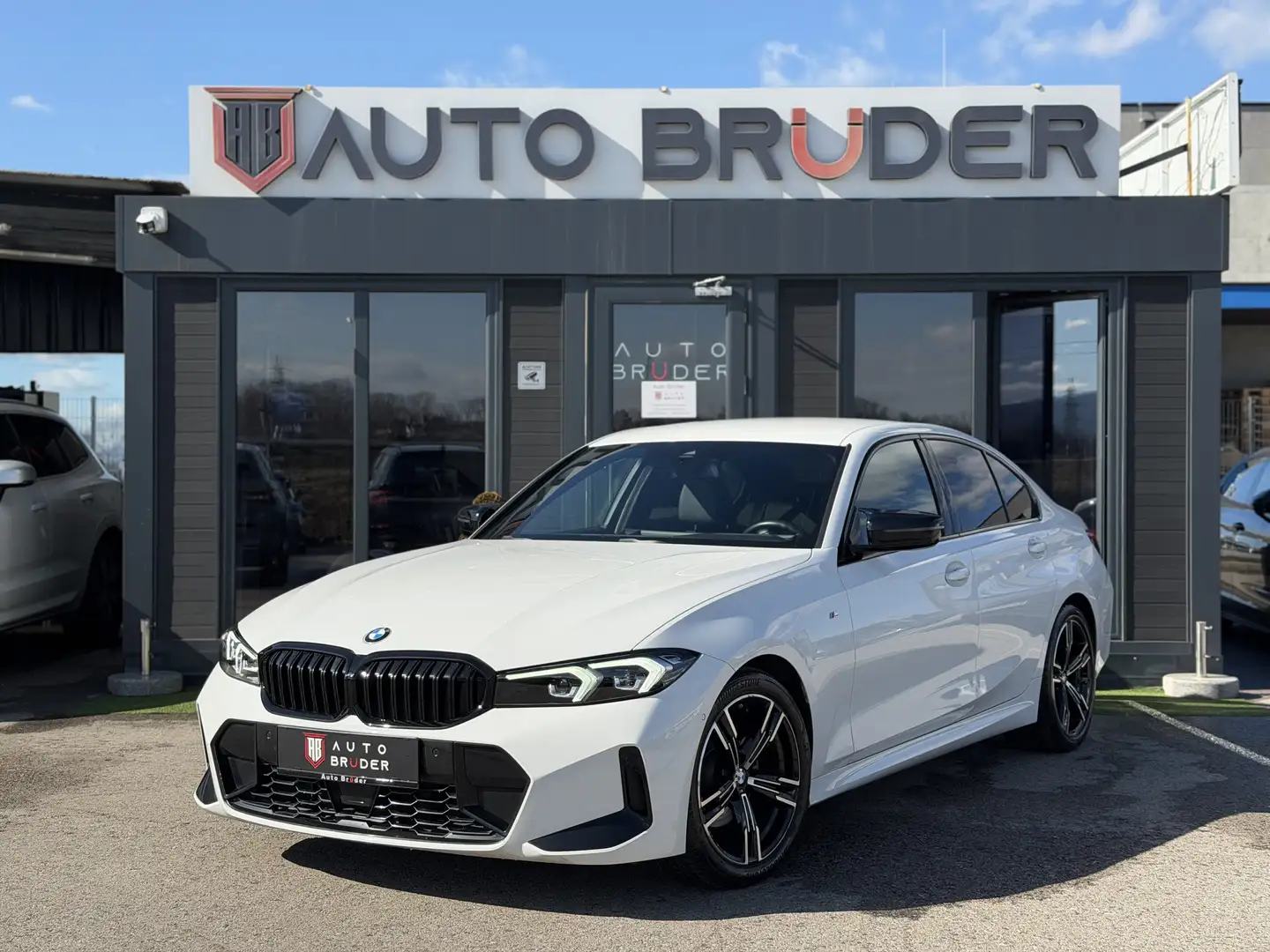 BMW 320 320 d M Sport Shadow-Line Weiß - 1