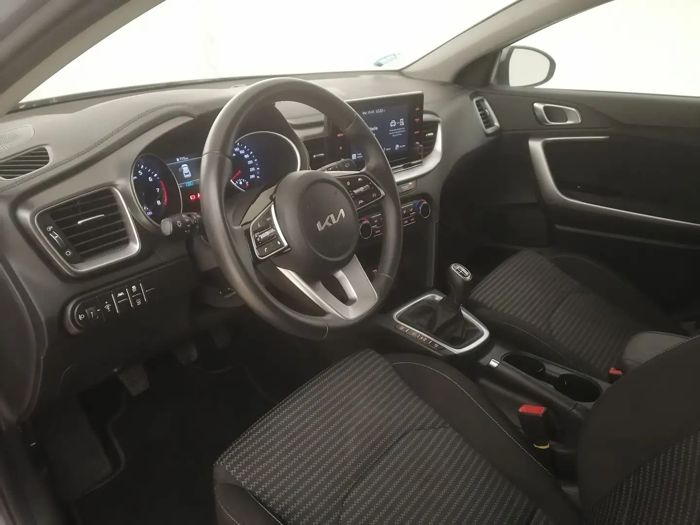 Kia XCeed 1.5 T-GDi MHEV iMT Drive Argent - 2