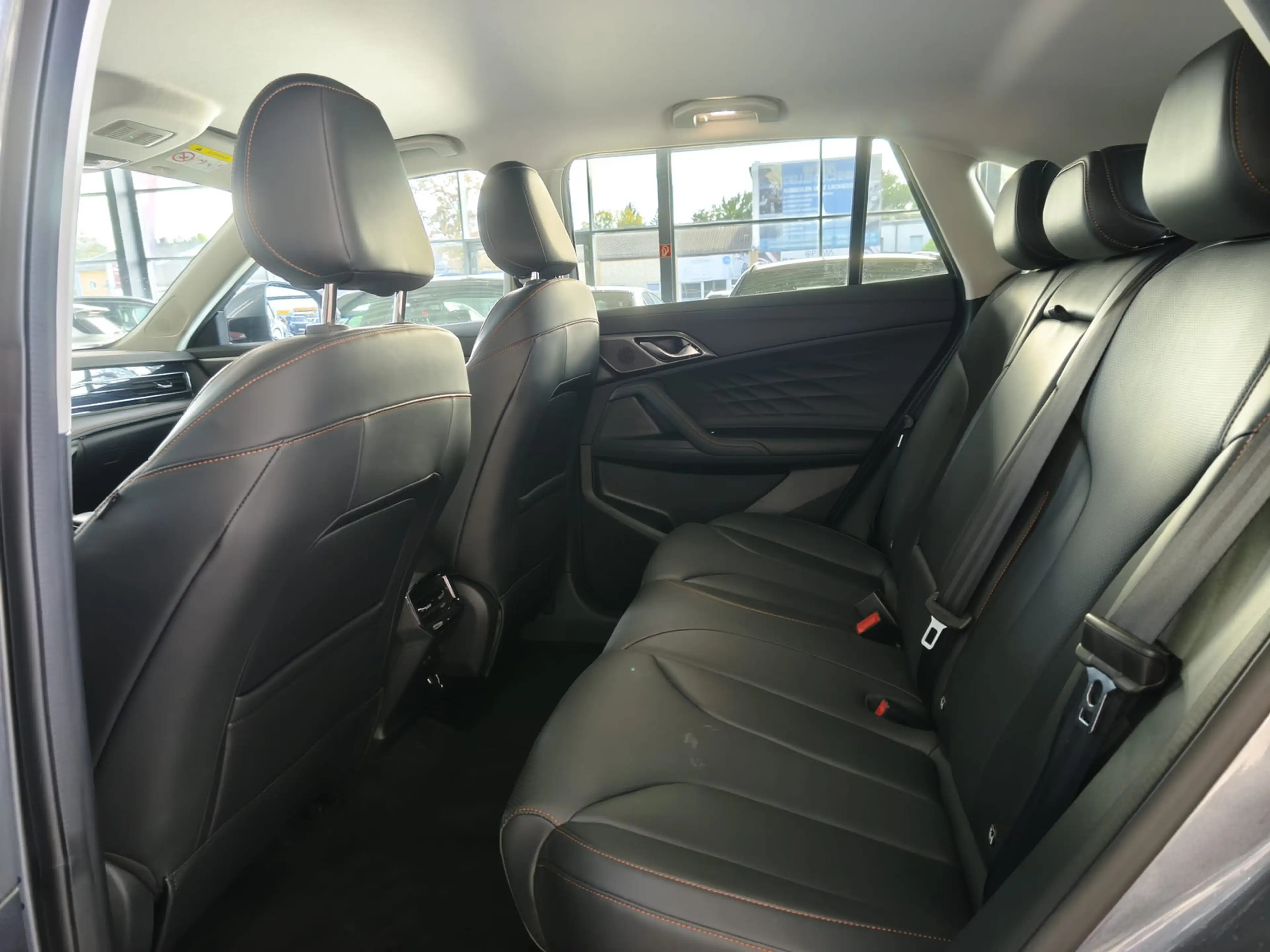 MG HS 1.5 T GDI 125 kW Luxury Aut./LED/LEDER/|360° — photo 14