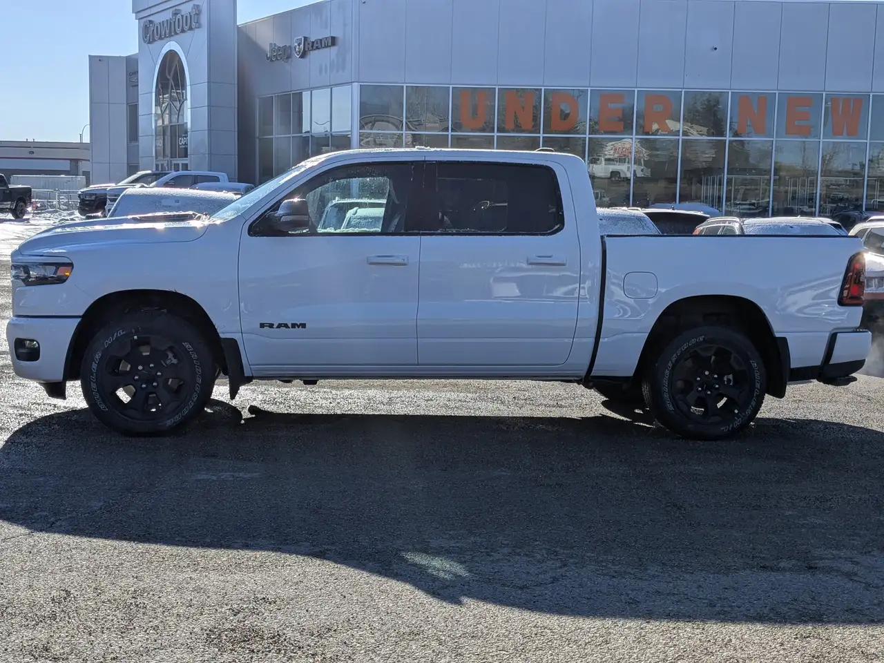 RAM 1500 снимка RAM 1500