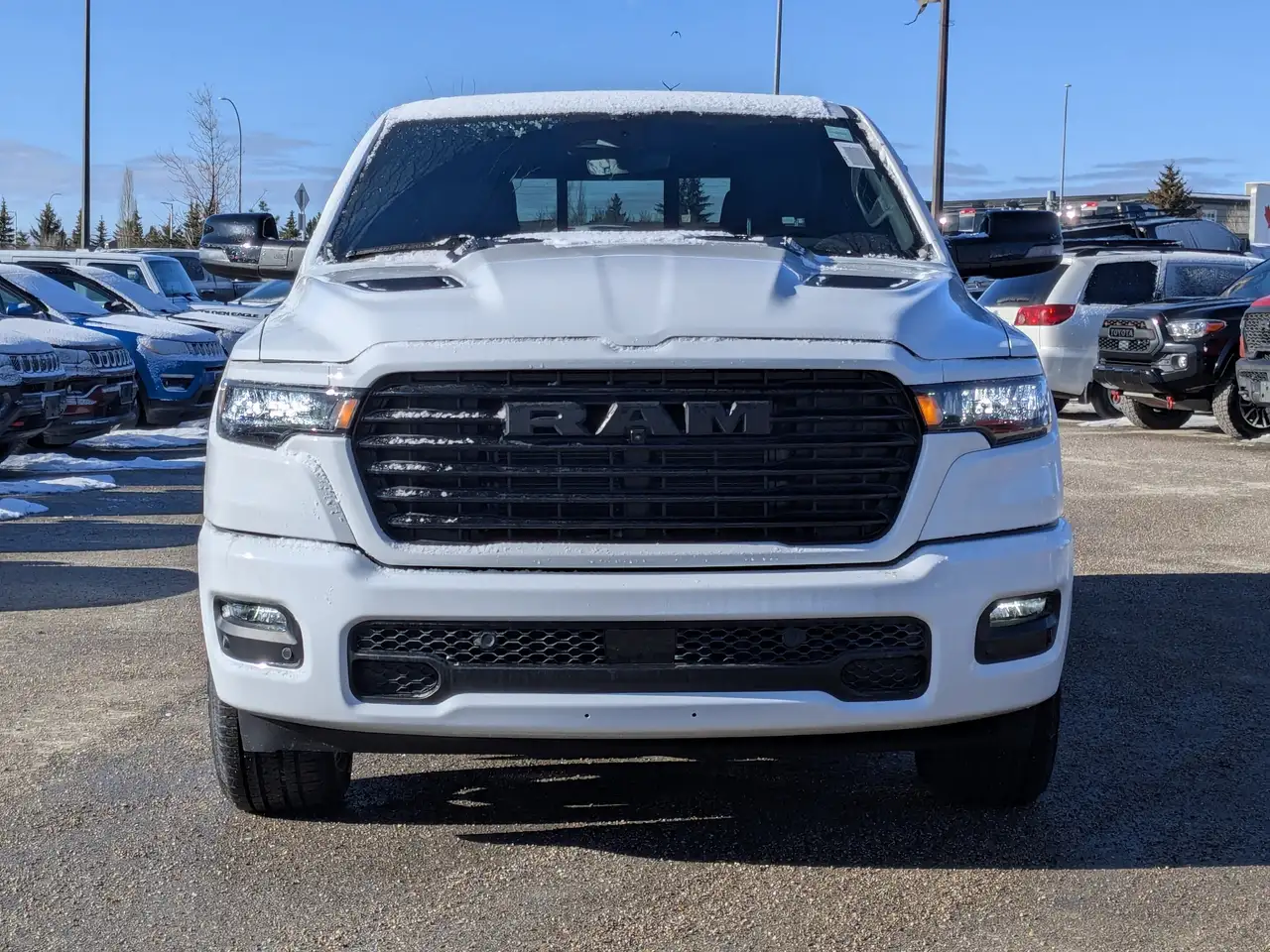 RAM 1500 снимка RAM 1500