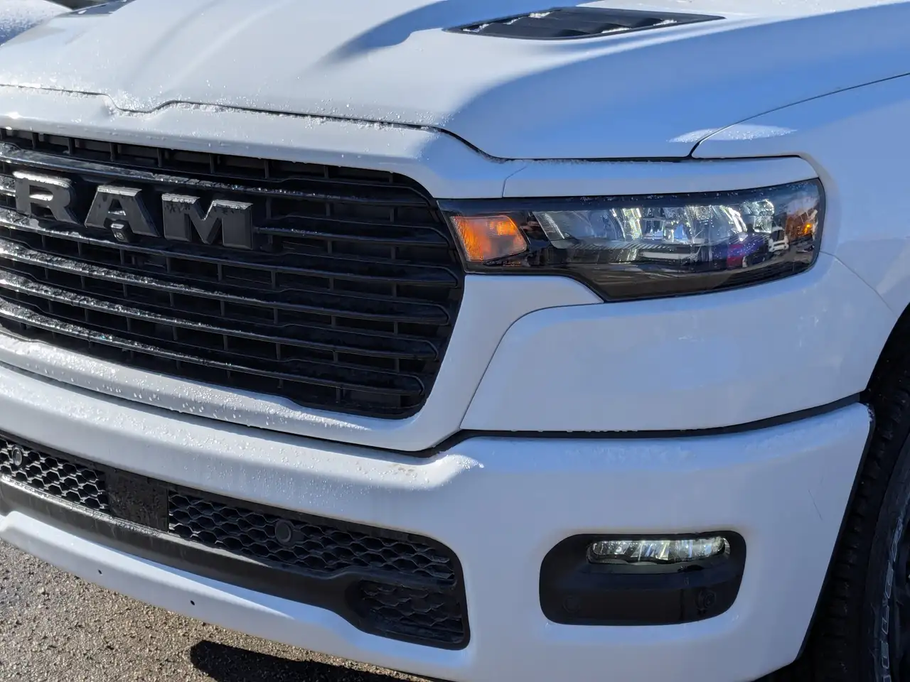 RAM 1500 снимка RAM 1500