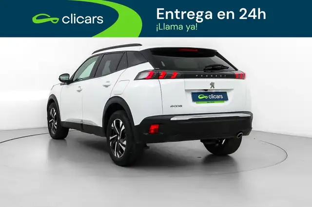 Peugeot 2008 view 9