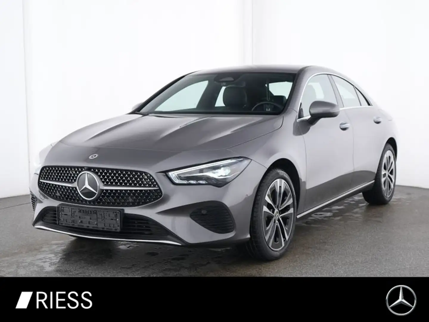 Mercedes-Benz CLA 200 LED+MBUX+Keyless-Go+18"+Rüchfahrkamera+ Grau - 1