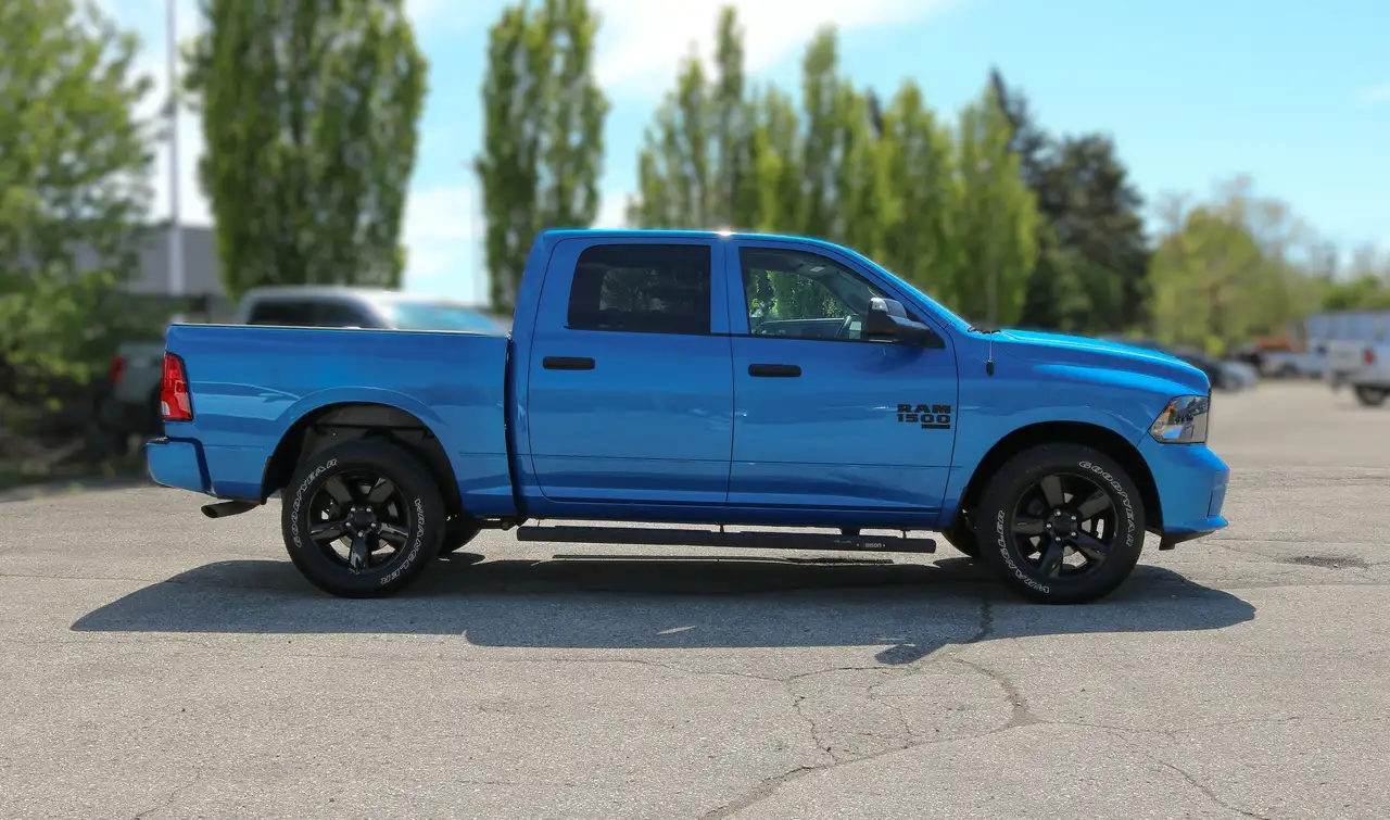 RAM 1500 снимка RAM 1500